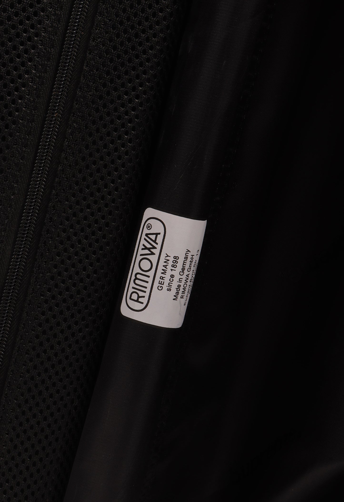Rimowa Topas Multiwheel 45L
