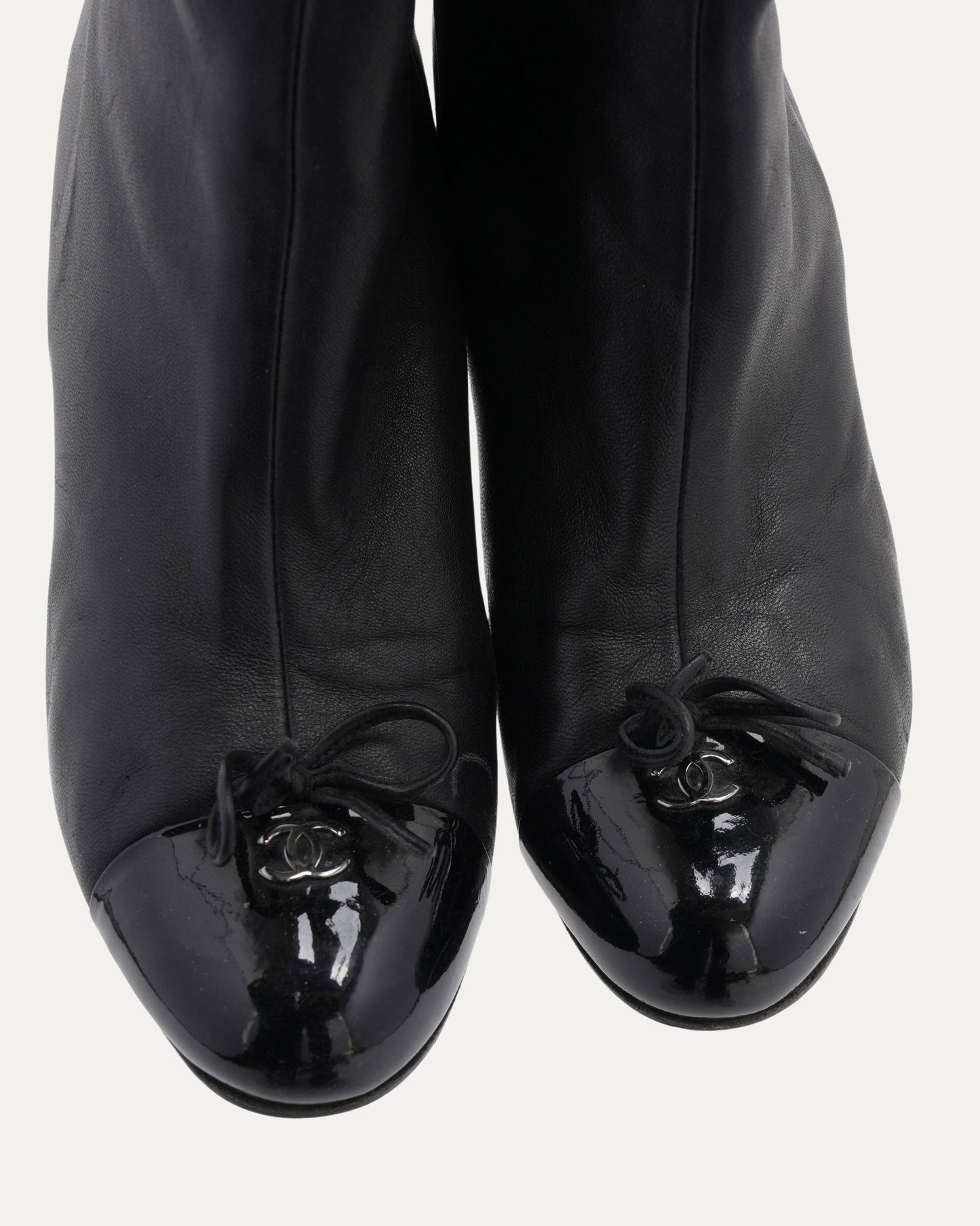 Chain Detail Boots