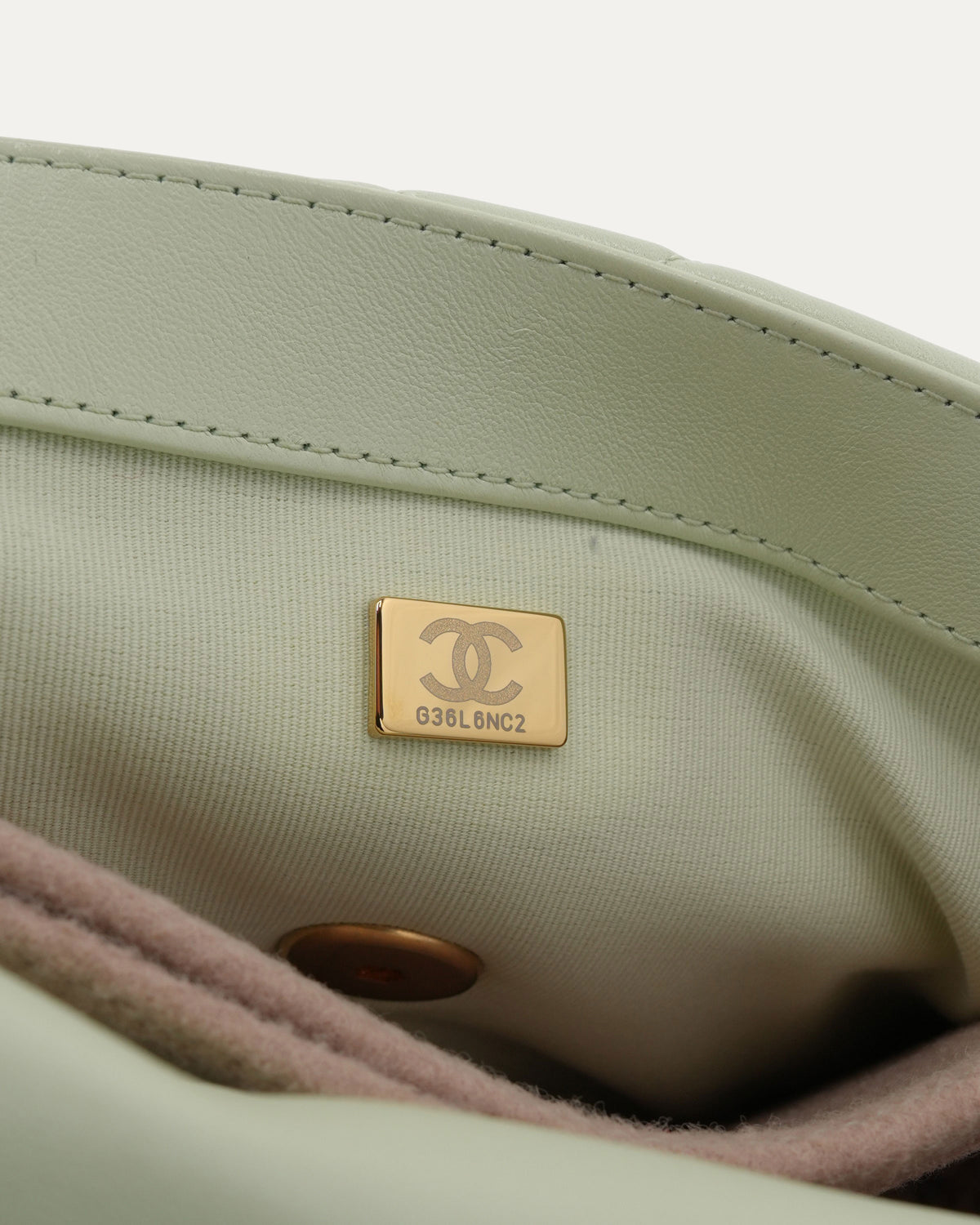19 Flap Bag