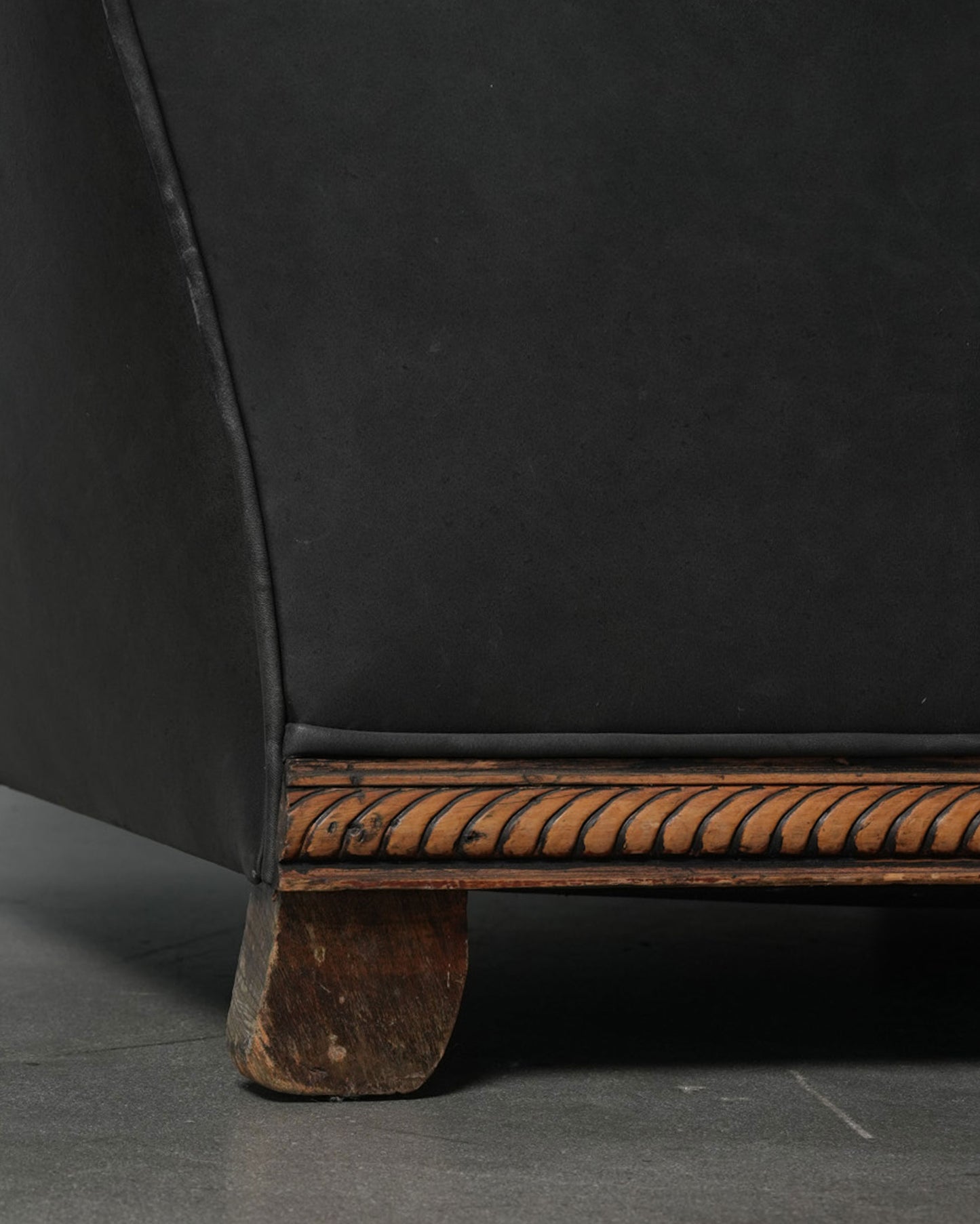 Leather Lounge Chair