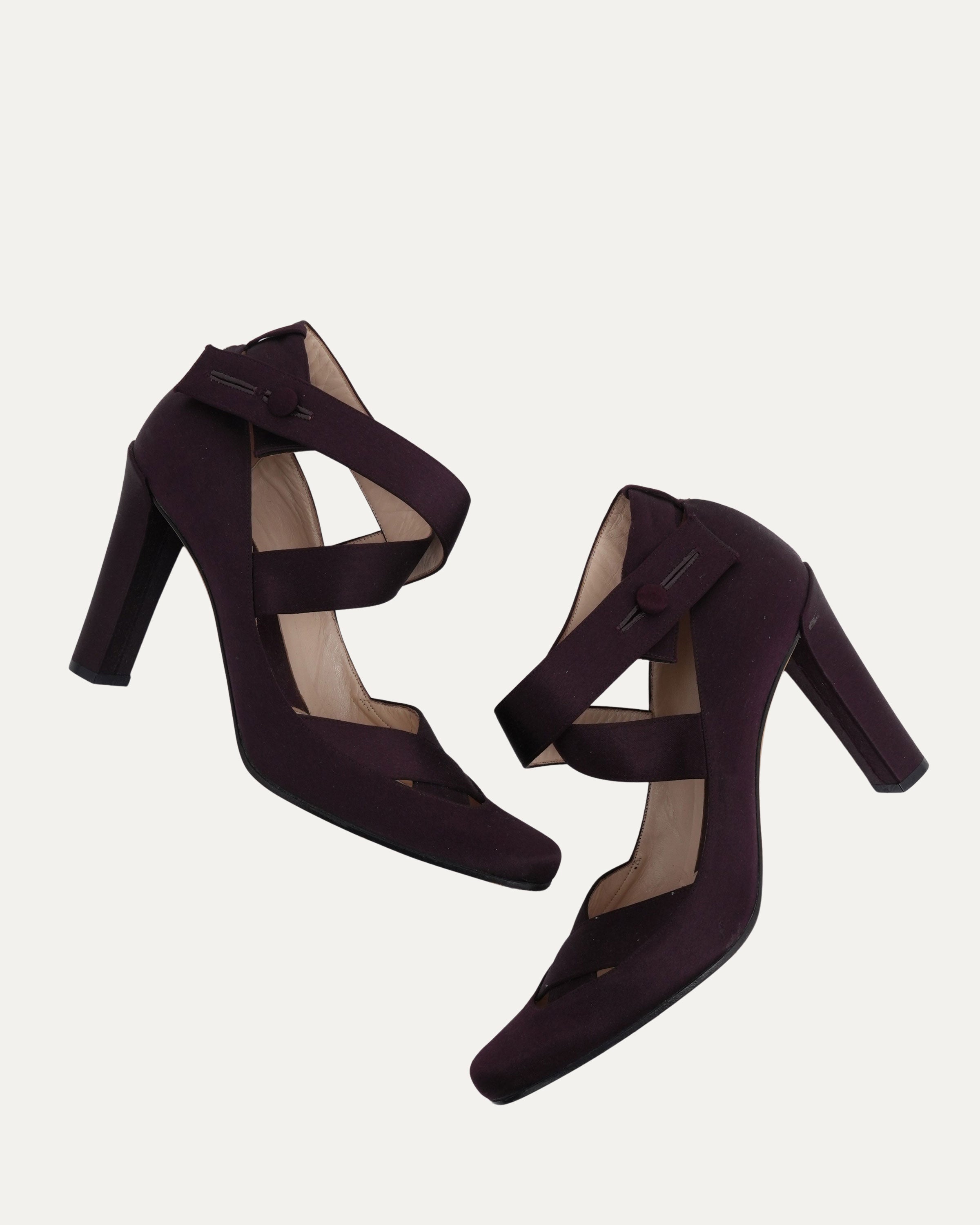 Gucci Tom Ford Era FW 2001 Satin Ballerina Mary Jane Heels