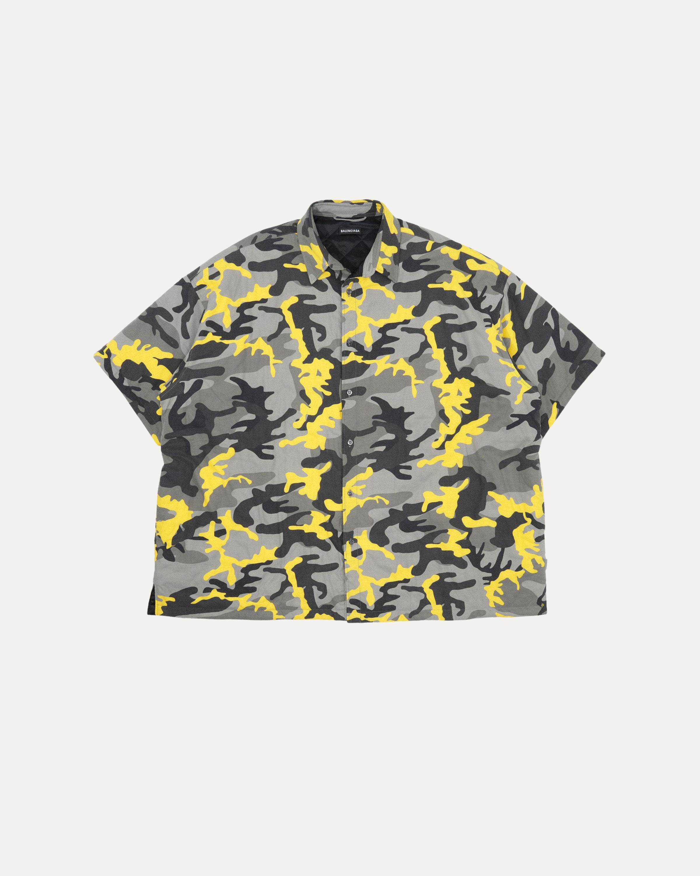 Quilted Lining Oversized Camouflage Short Sleeve Shirt