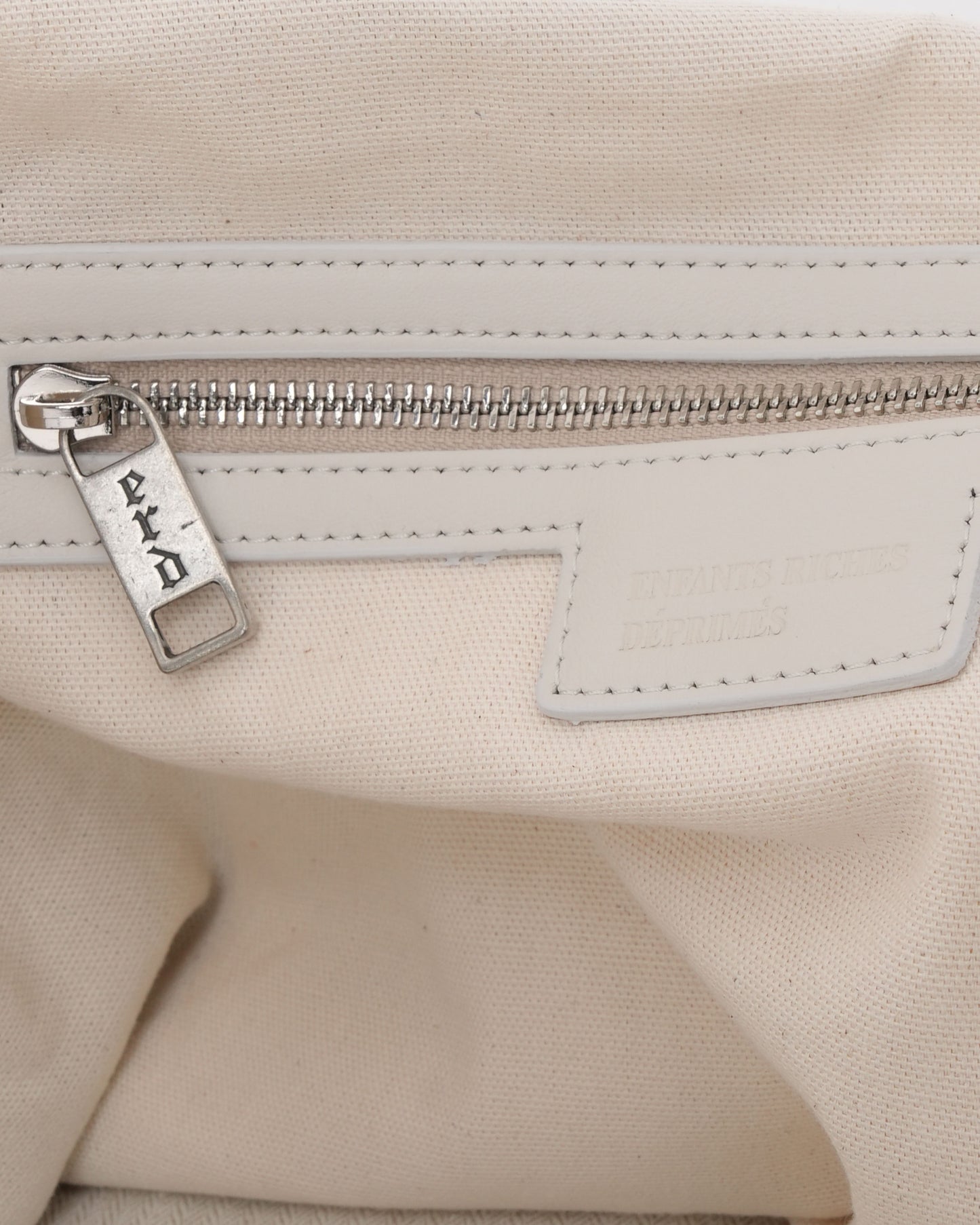 Rose Handle Mailbag