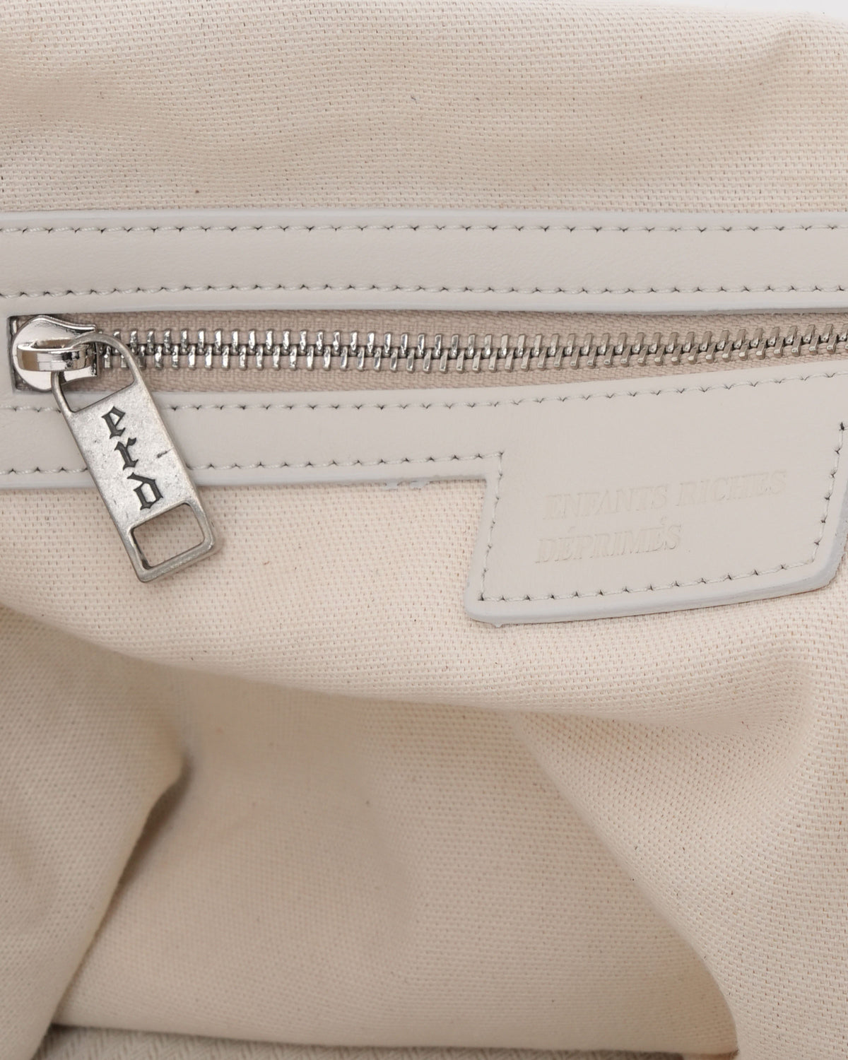 Rose Handle Mailbag