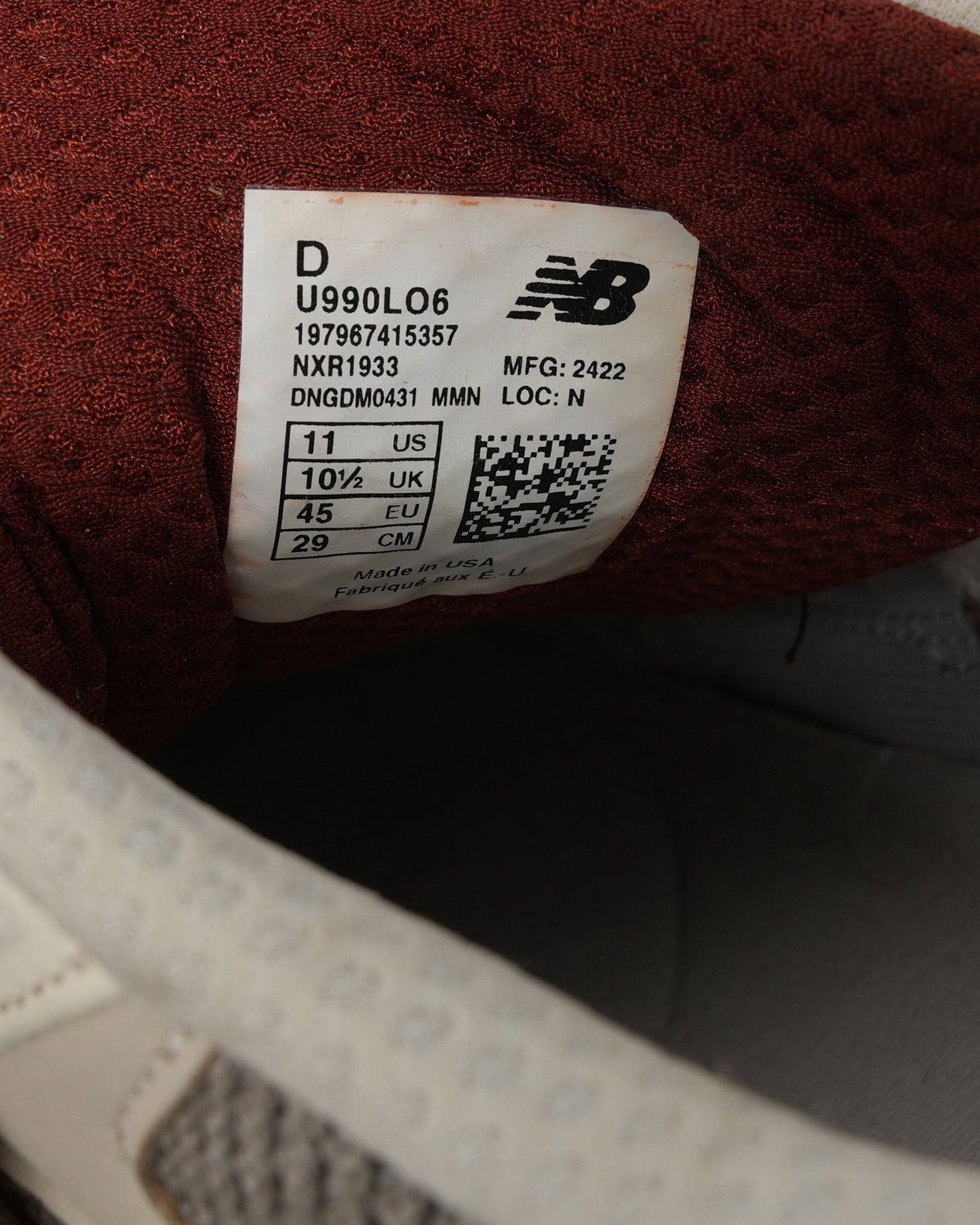 New Balance 990v6