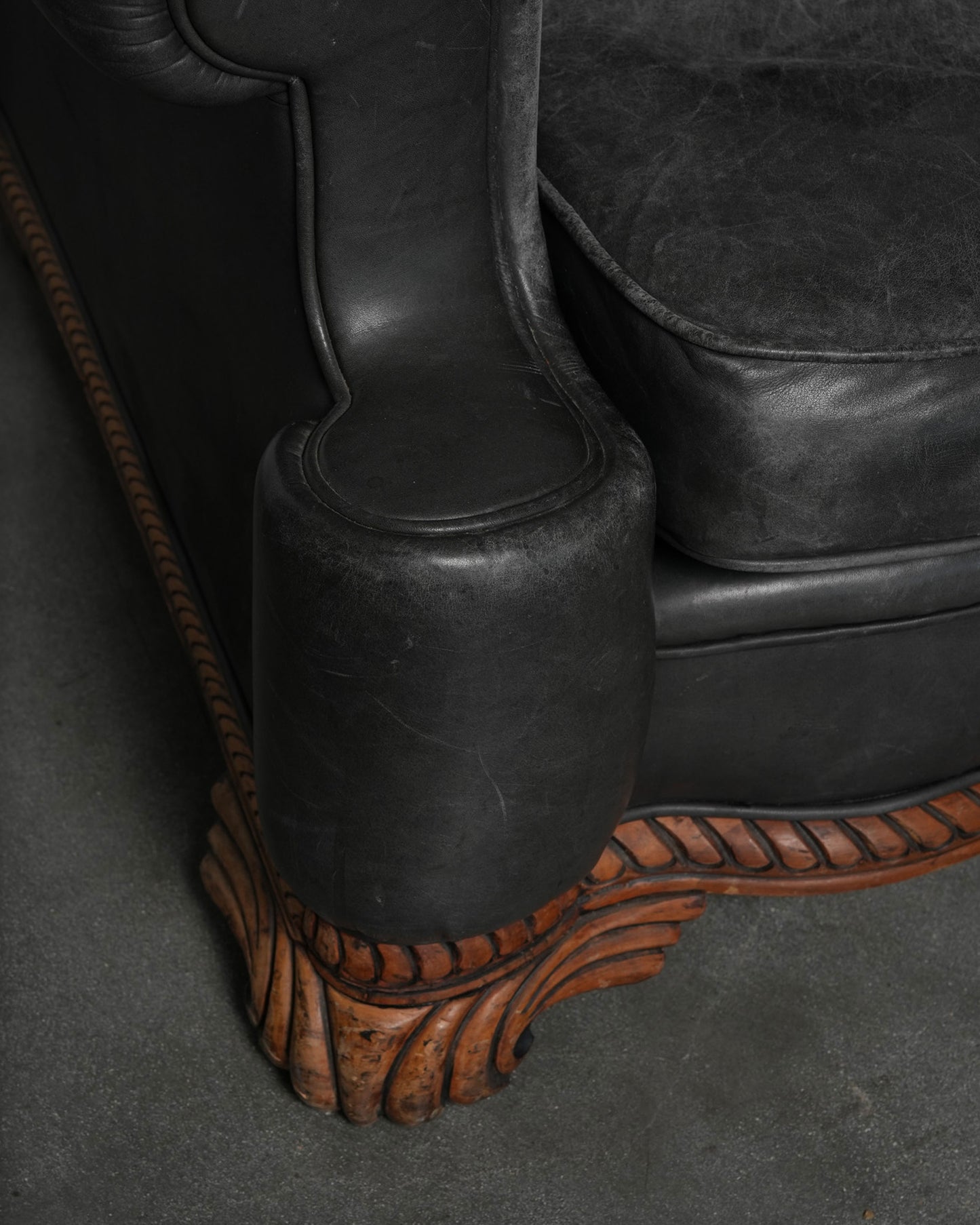Leather Lounge Chair