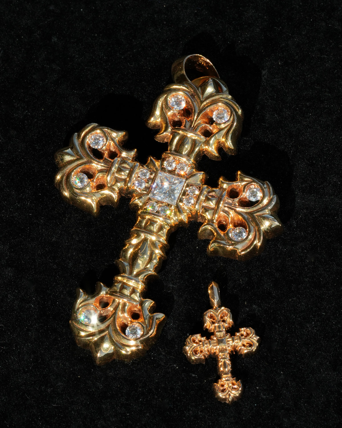 22k Gold & Diamond Large Filigree Cross Pendant
