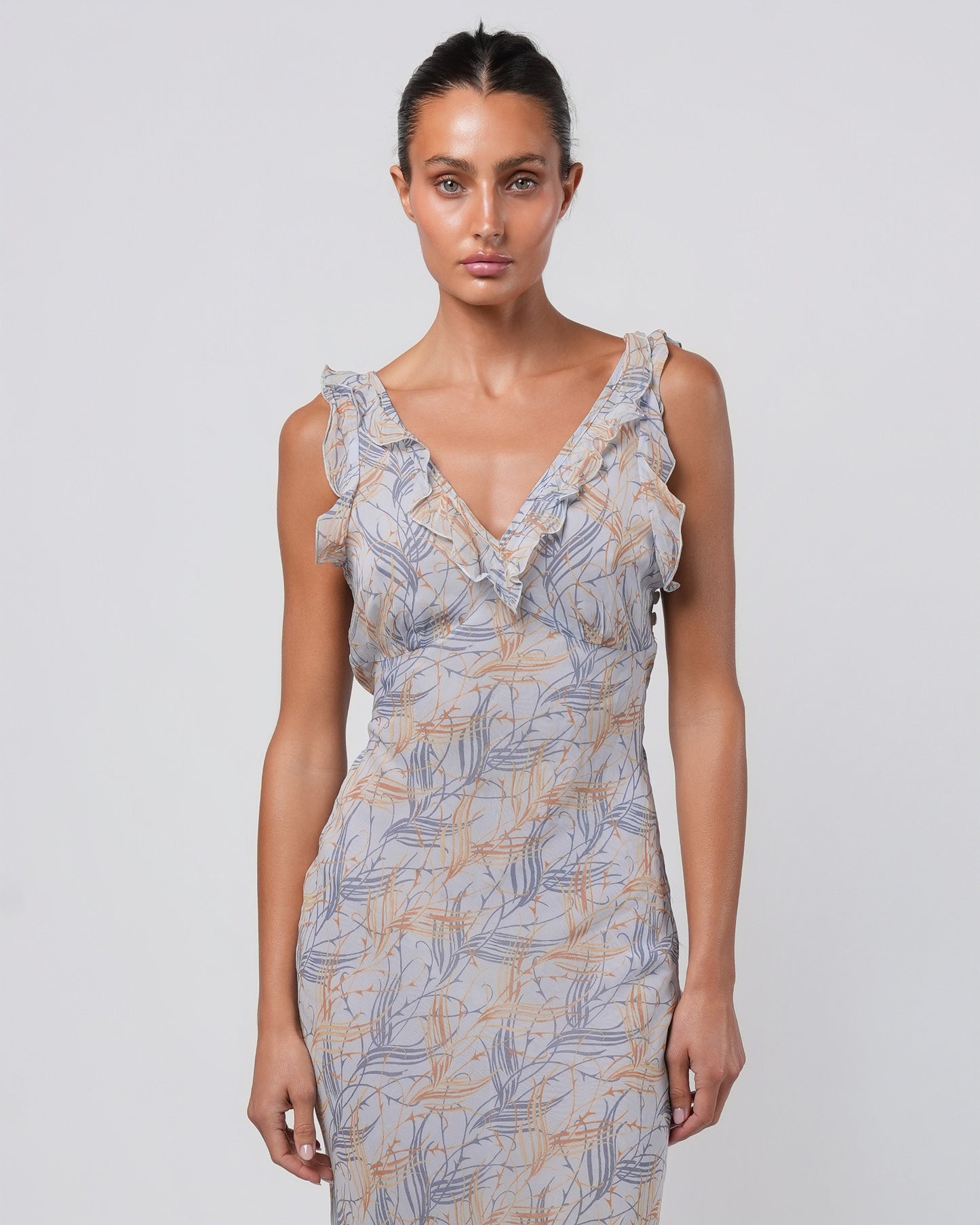 “L’invité de la saison” 1999 Abstract Midi Dress