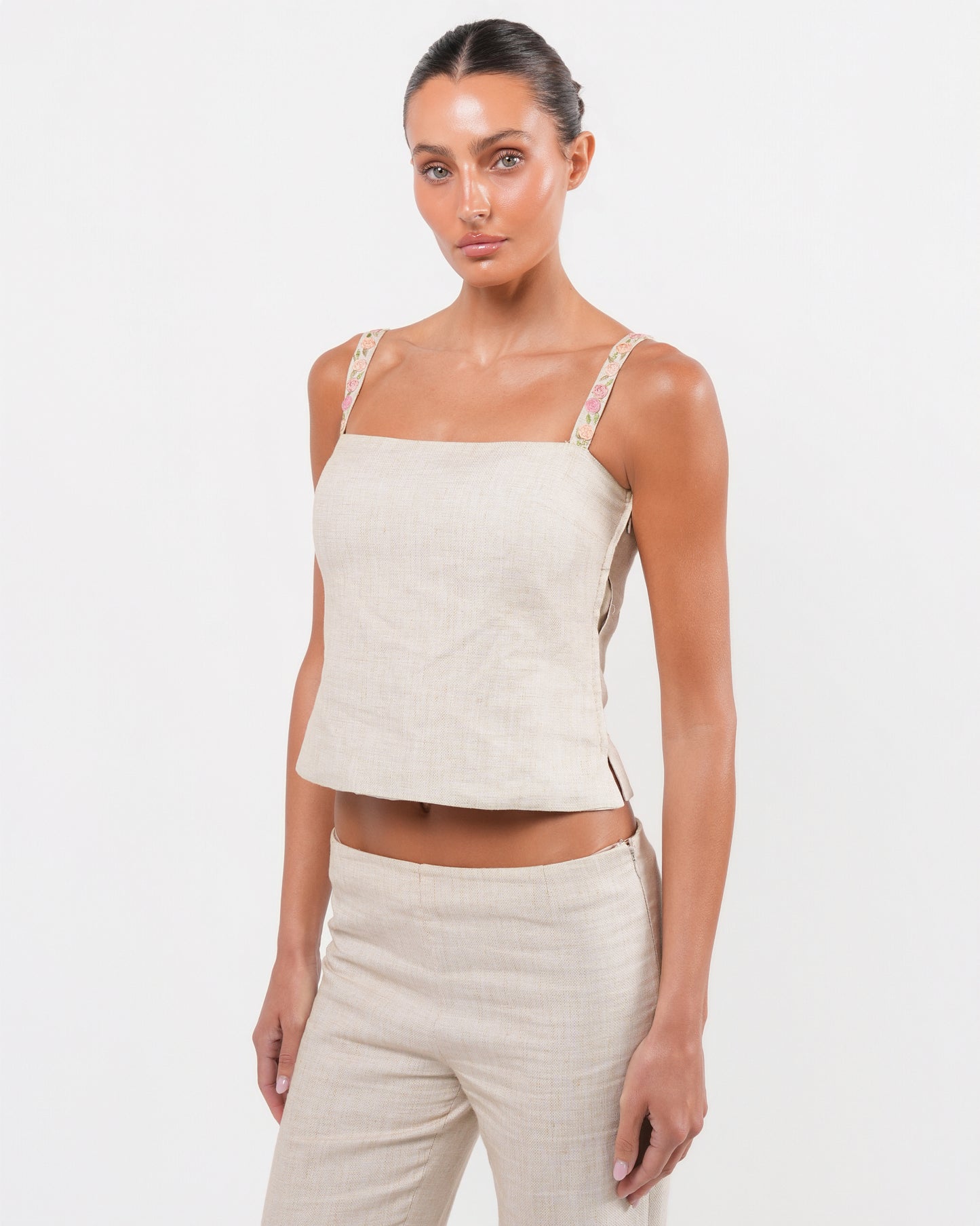 1990s Linen Rosette Detail Set