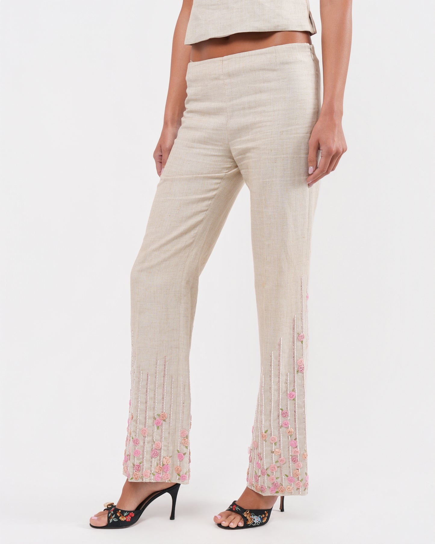 1990s Linen Rosette Detail Set