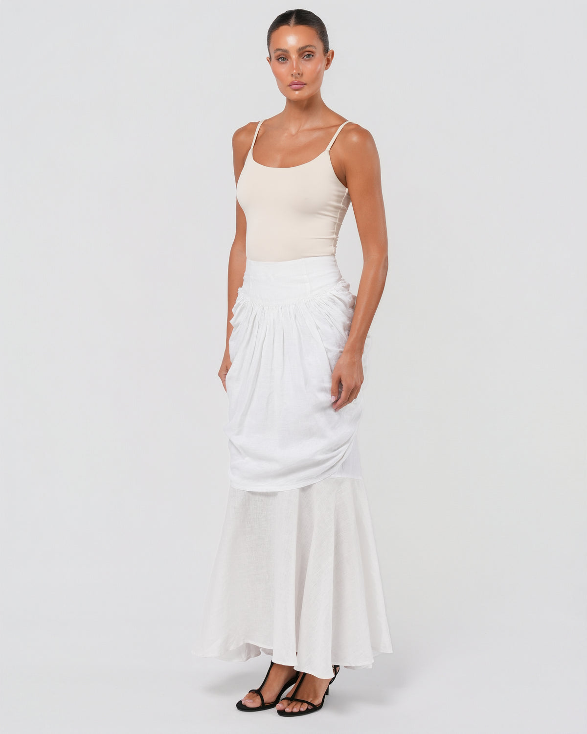 1990s Linen Skirt With Bustle