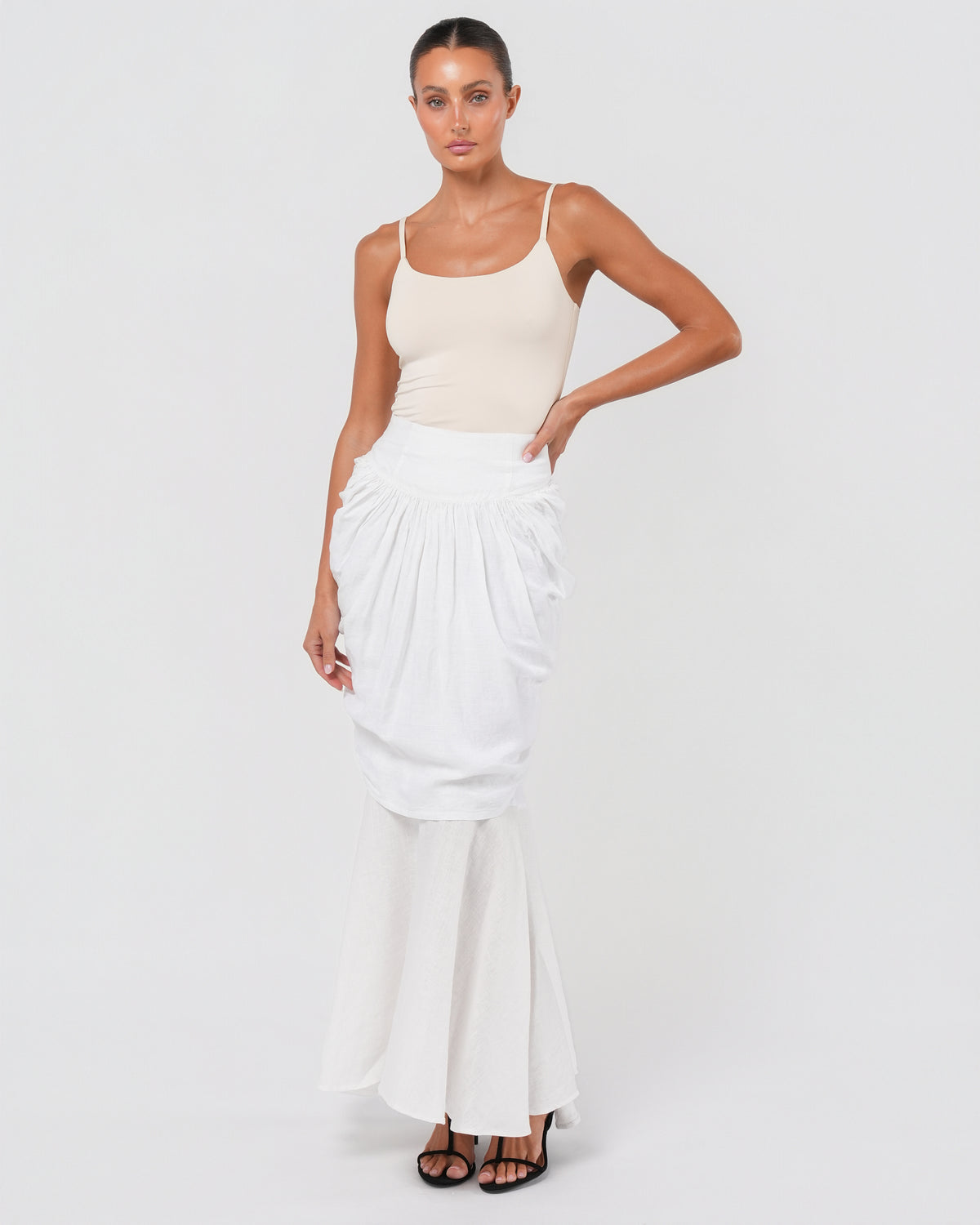 1990s Linen Skirt With Bustle