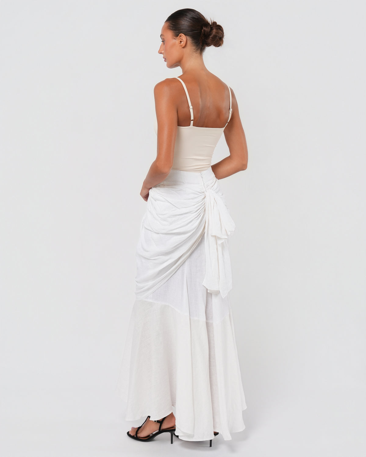 1990s Linen Skirt With Bustle
