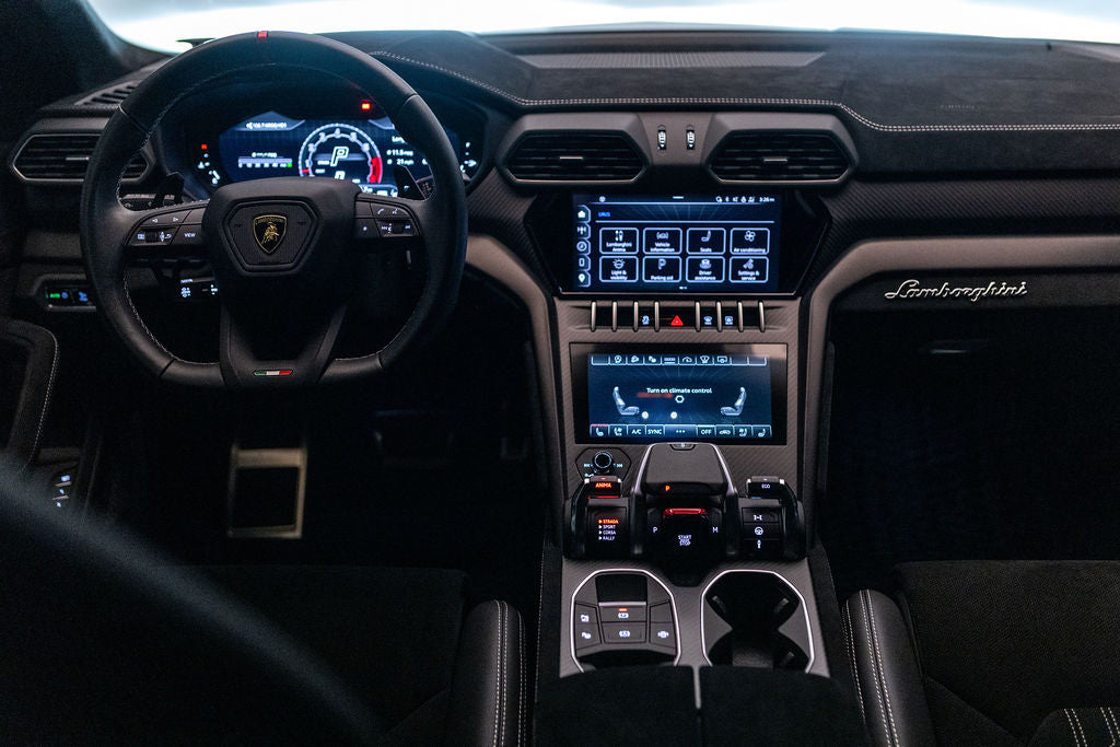 '23 Lamborghini Urus Performante