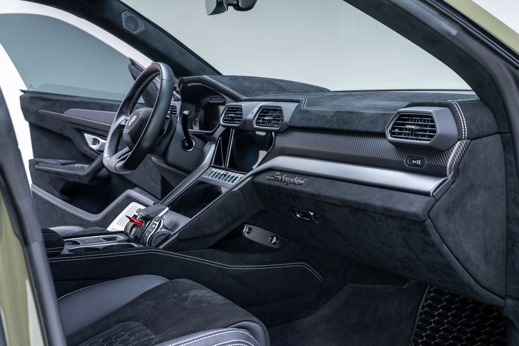 '23 Lamborghini Urus Performante