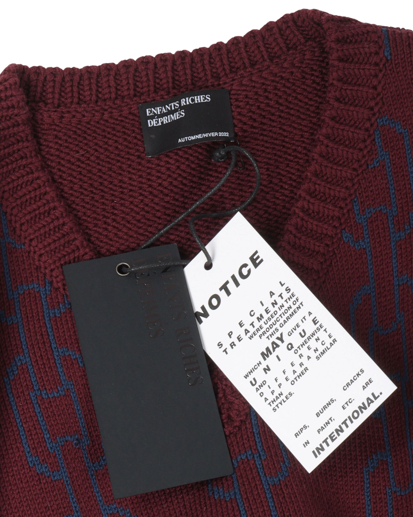 AW22 V-Neck Chain Sweater
