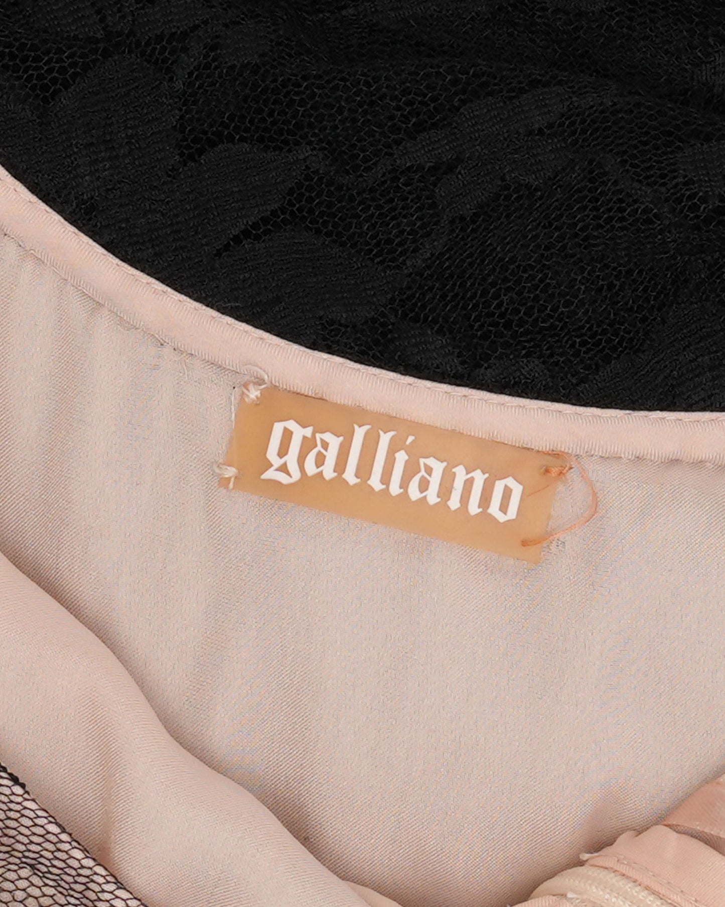 2010s Spanish-Inspired Lace Gown