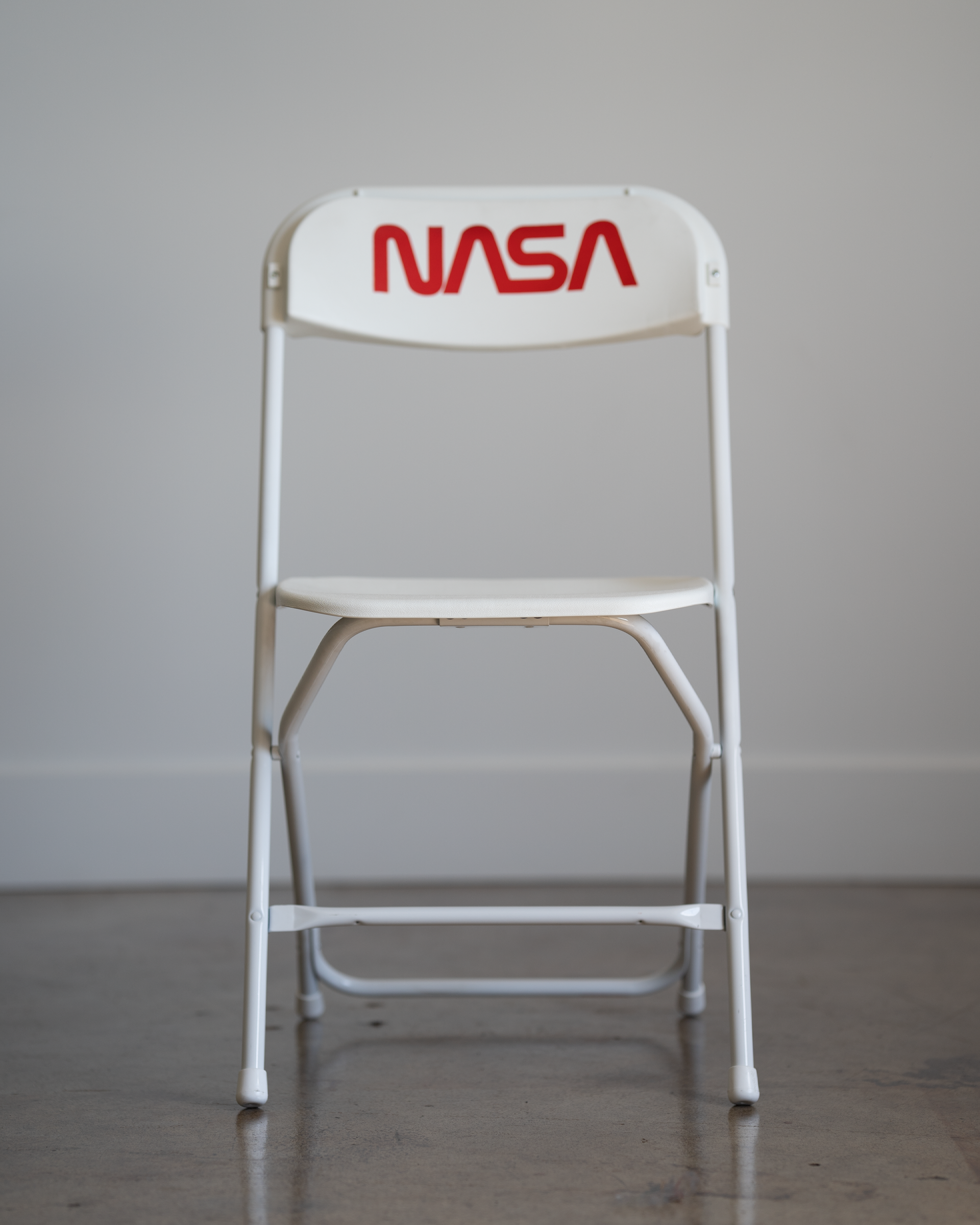 トムサックス チェアー 椅子 NASA Chair MARSYARD Tom Sachs NASA Chair | Uncrate