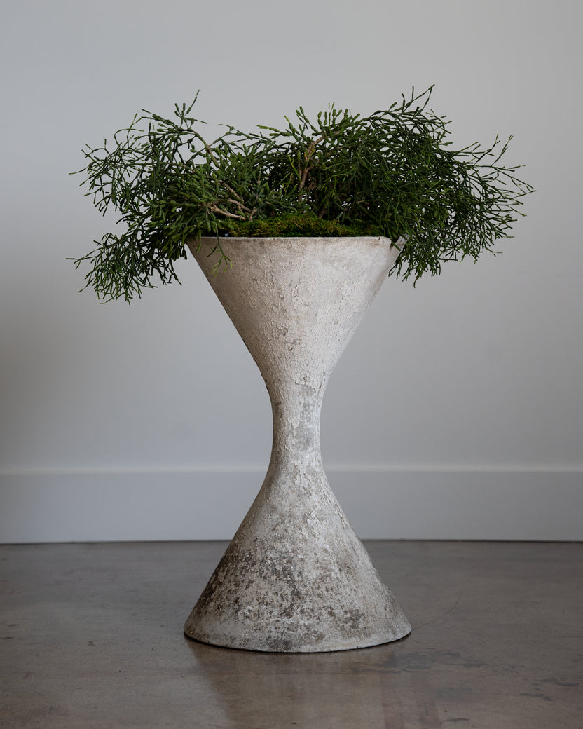 Hourglass Planter (Medium)
