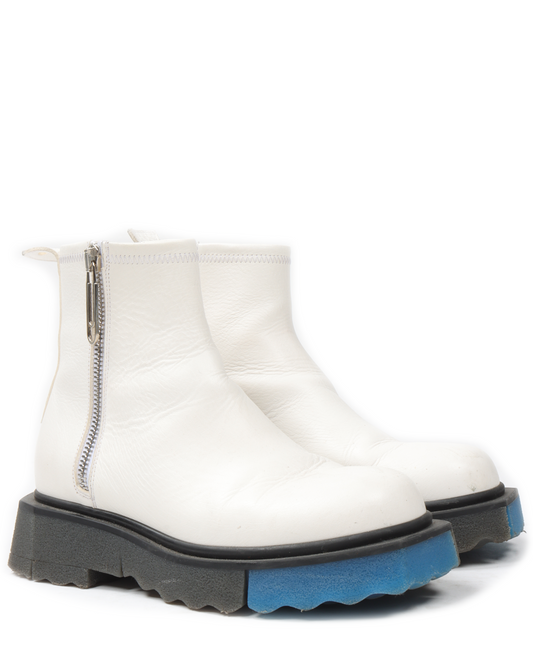 Sponge-Sole Leather Chelsea Boots