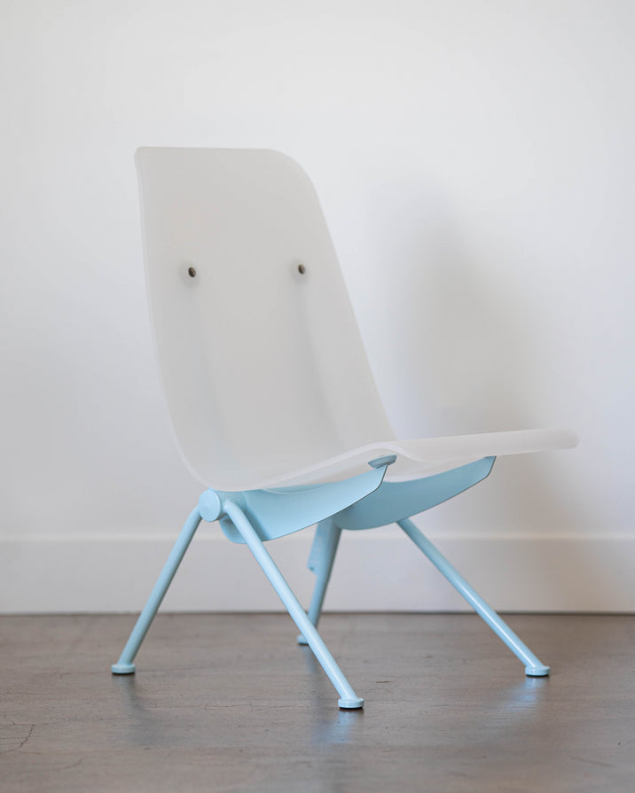 Vitra x Virgil Abloh Replica Chair – silkstand