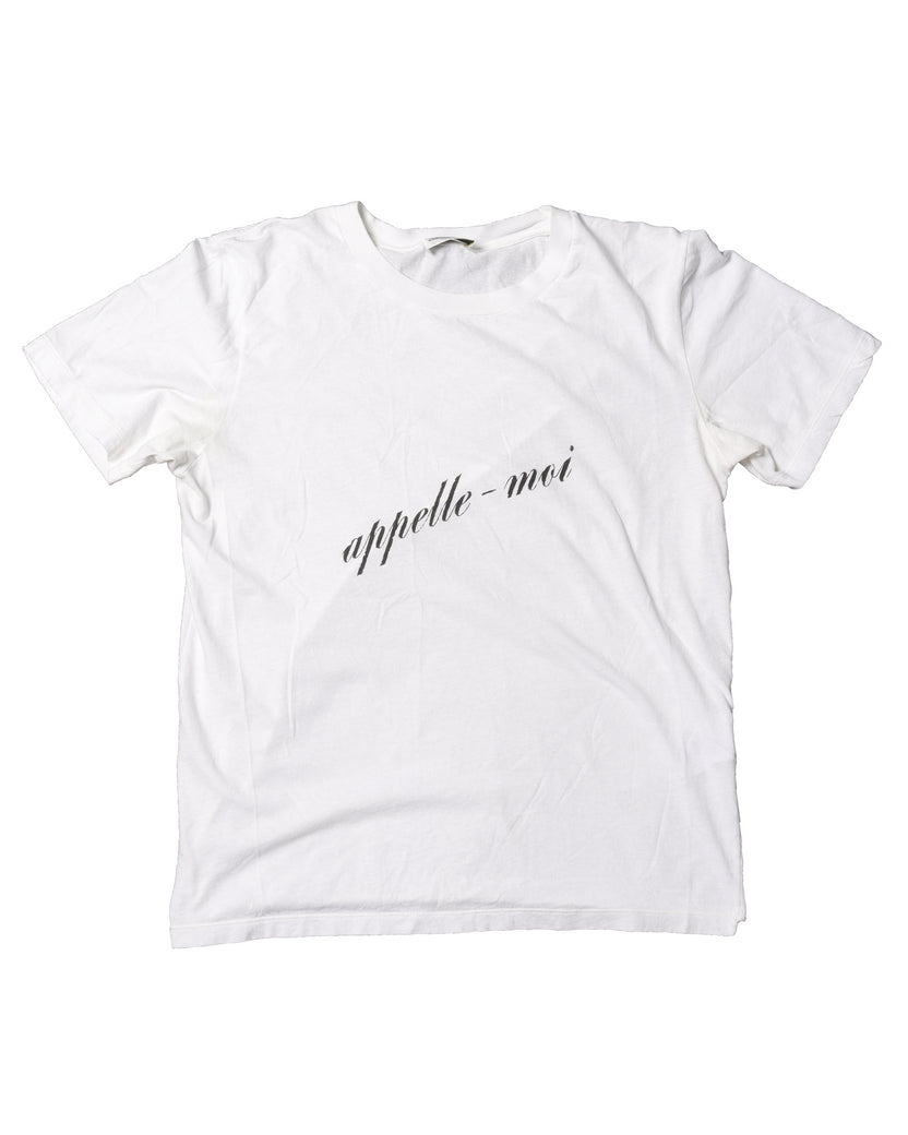 "Appelle Moi" T-Shirt