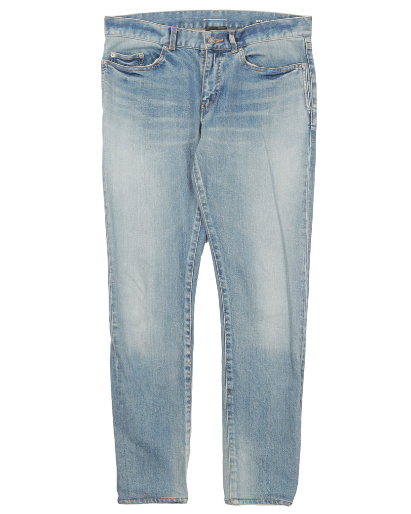 D03 Blue Jeans