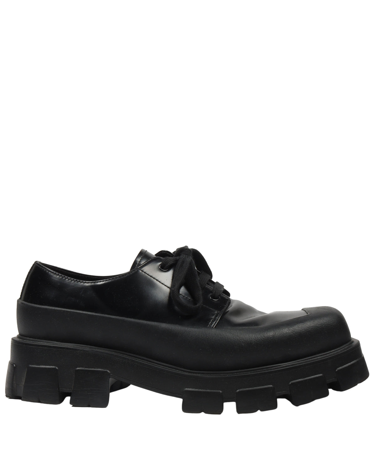 Stomper Dress Shoe