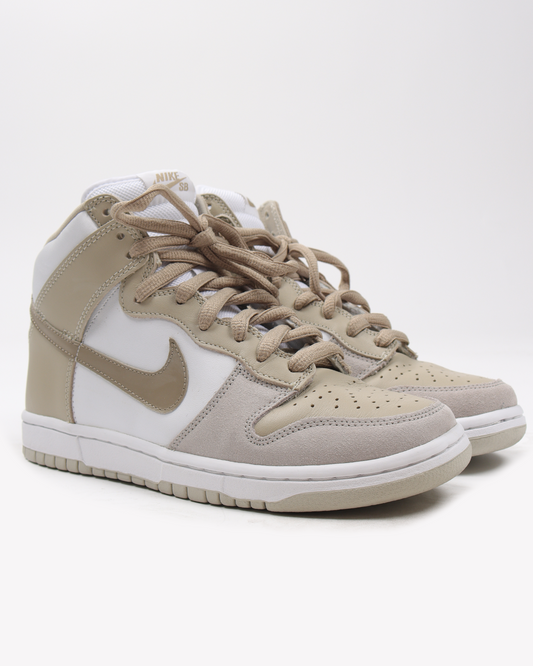 SB Dunk High Khaki