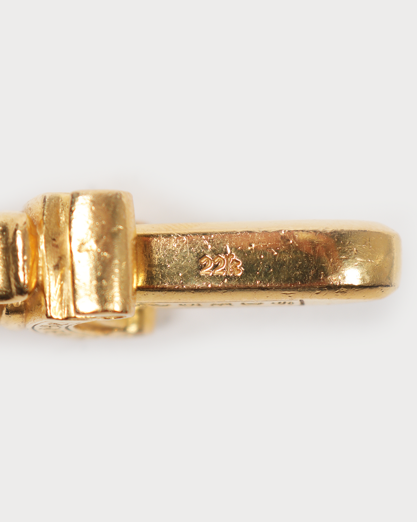 22k Gold Dagger Pendant & Necklace