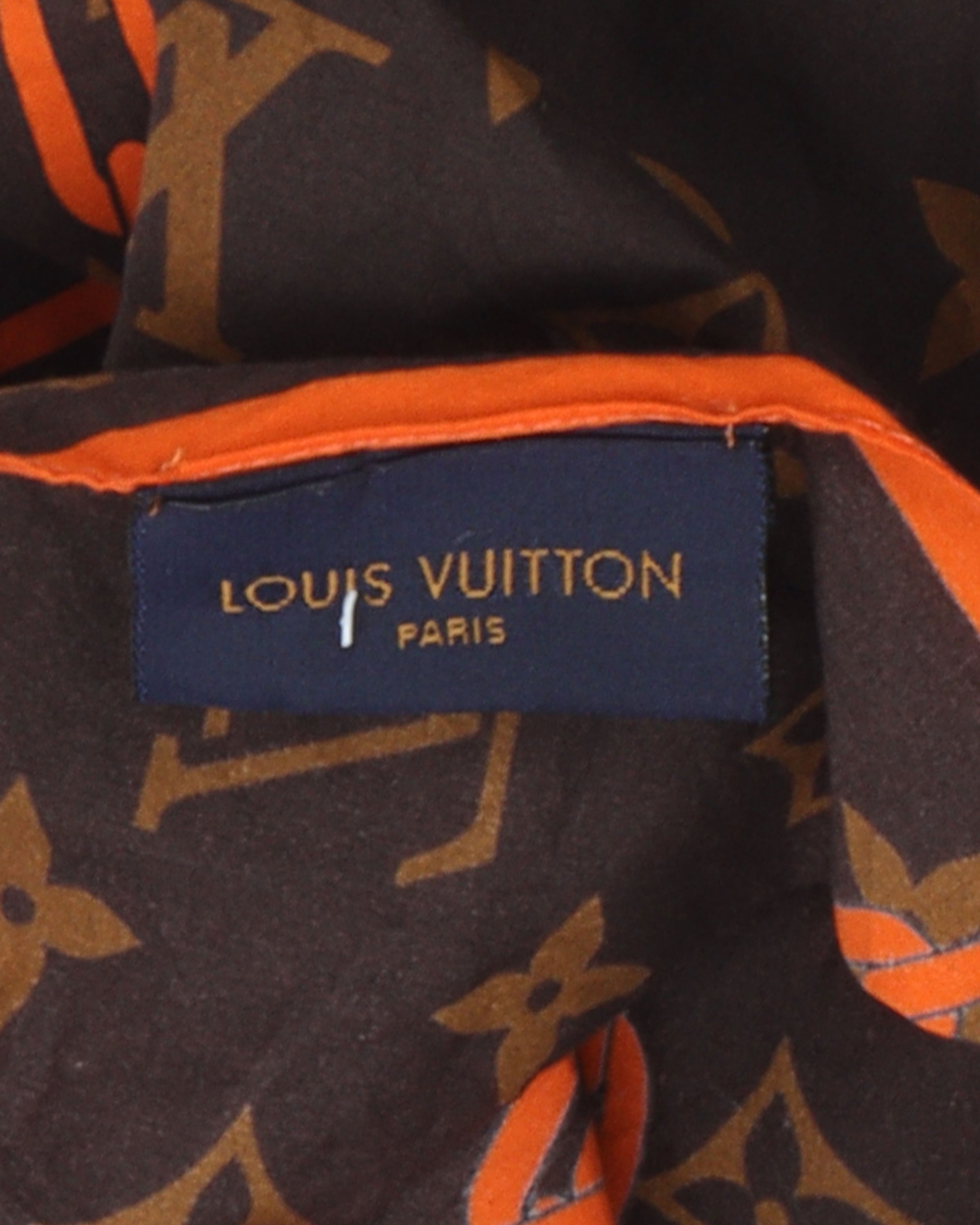 LOUIS VUITTON MONOGRAM SOLAR RAY BANDANA SCARF – Caroline's Fashion Luxuries