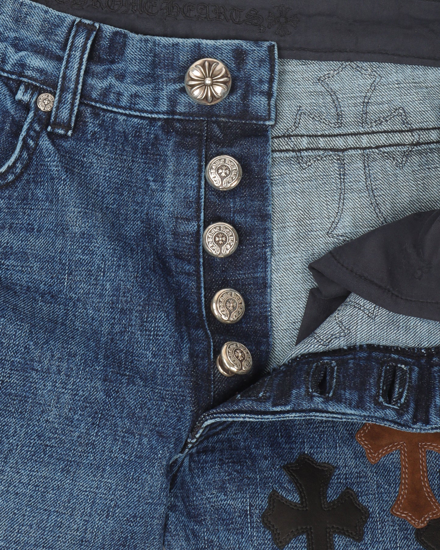 Fluer Knee Denim w/ 31 Patches
