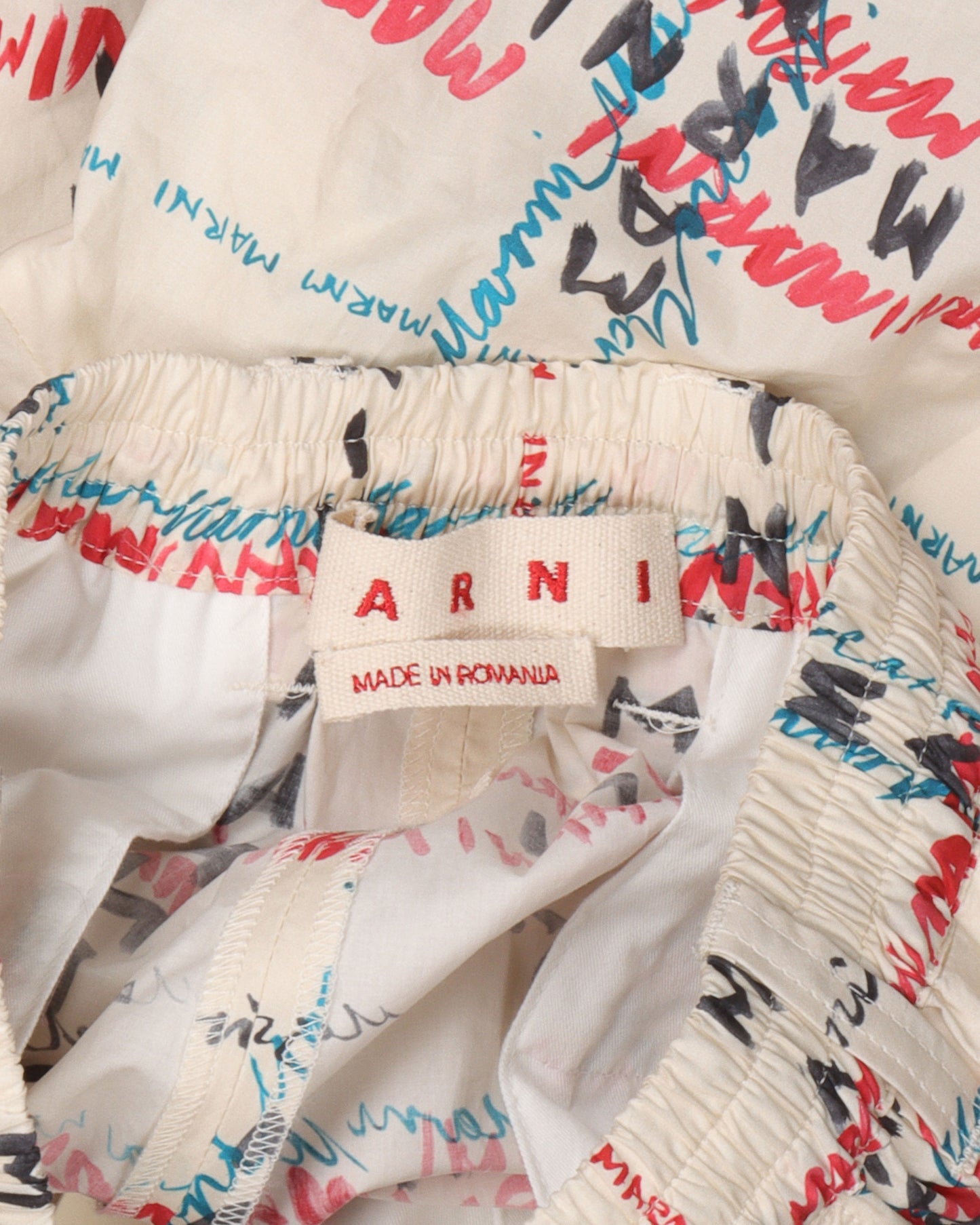 All over Shorts
