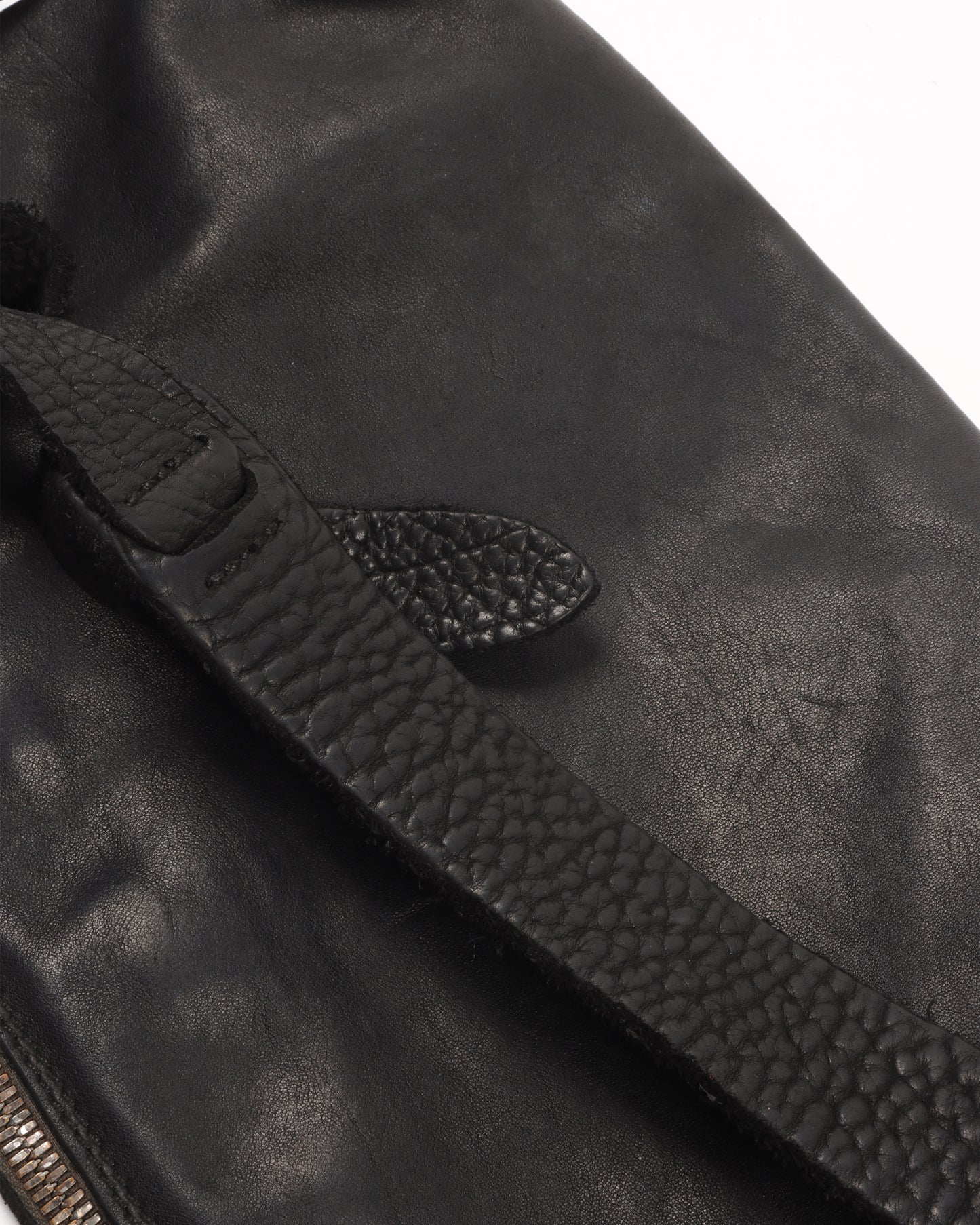 Q150 Leather Bag