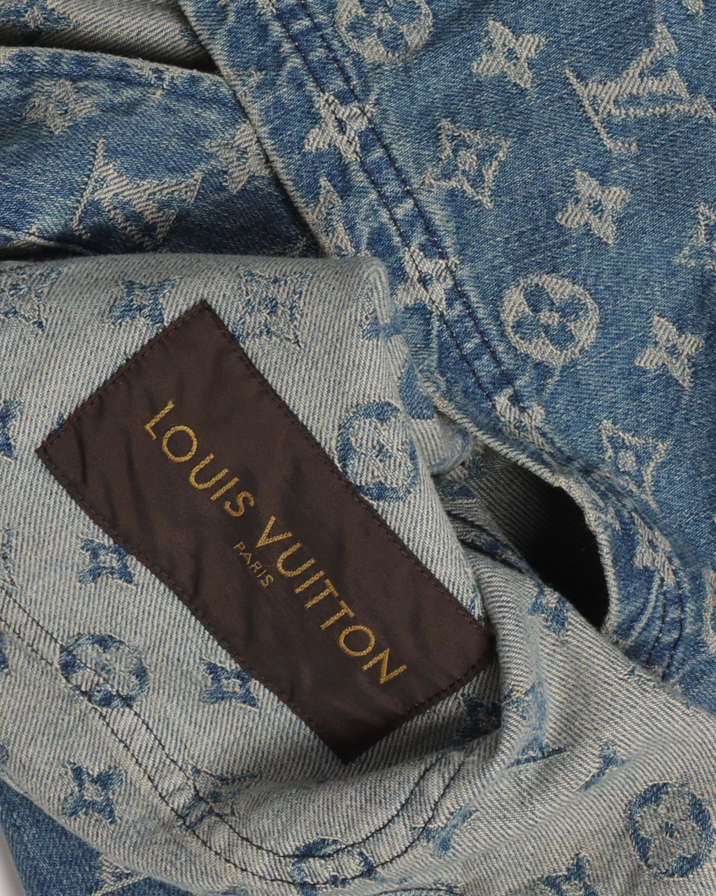 Supreme Louis Vuitton/Supreme Jacquard Denim Chore Coat ❤ liked on Polyvore  featuring outerwear, coats, louis …