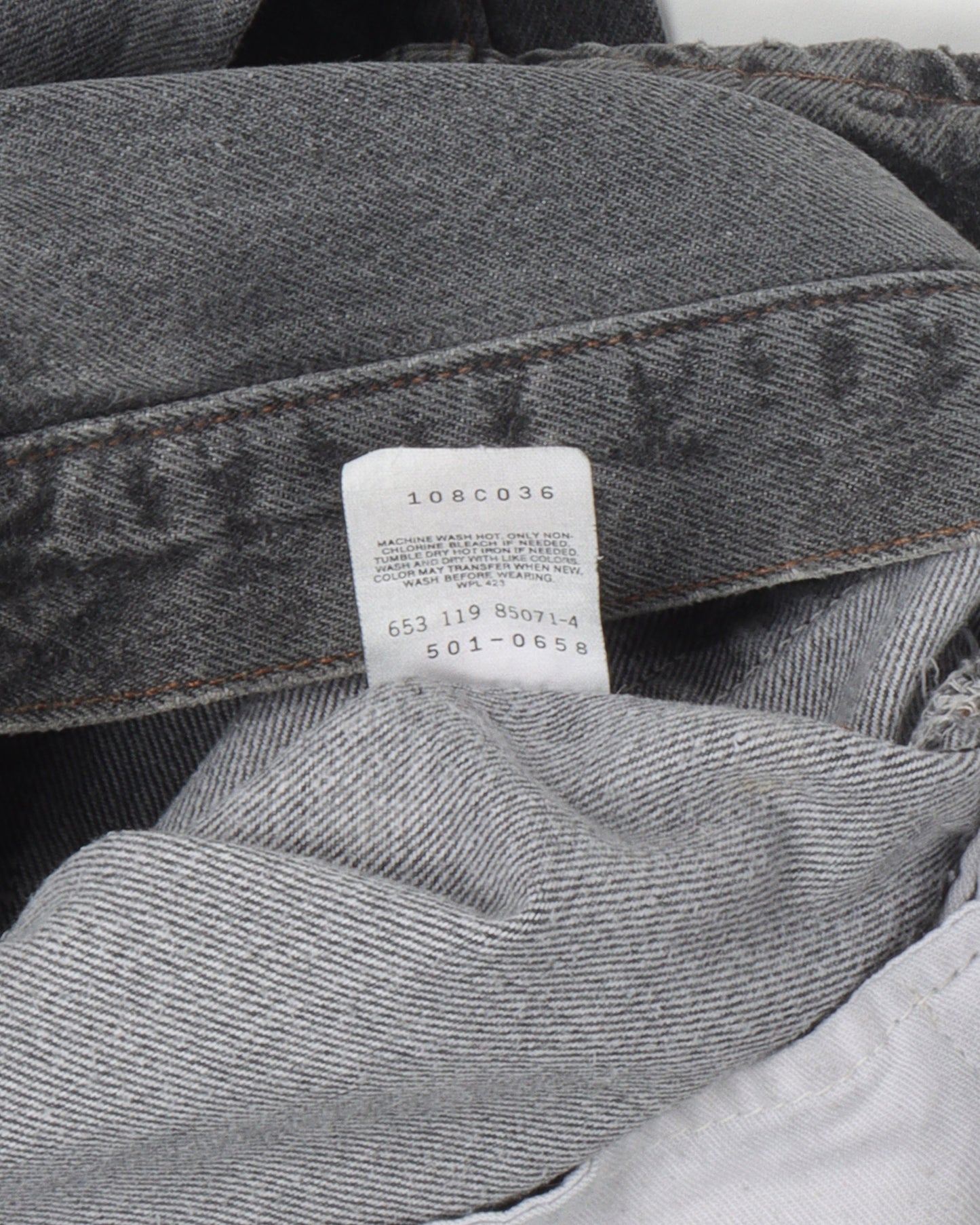 Levi's Stained 501 Jeans