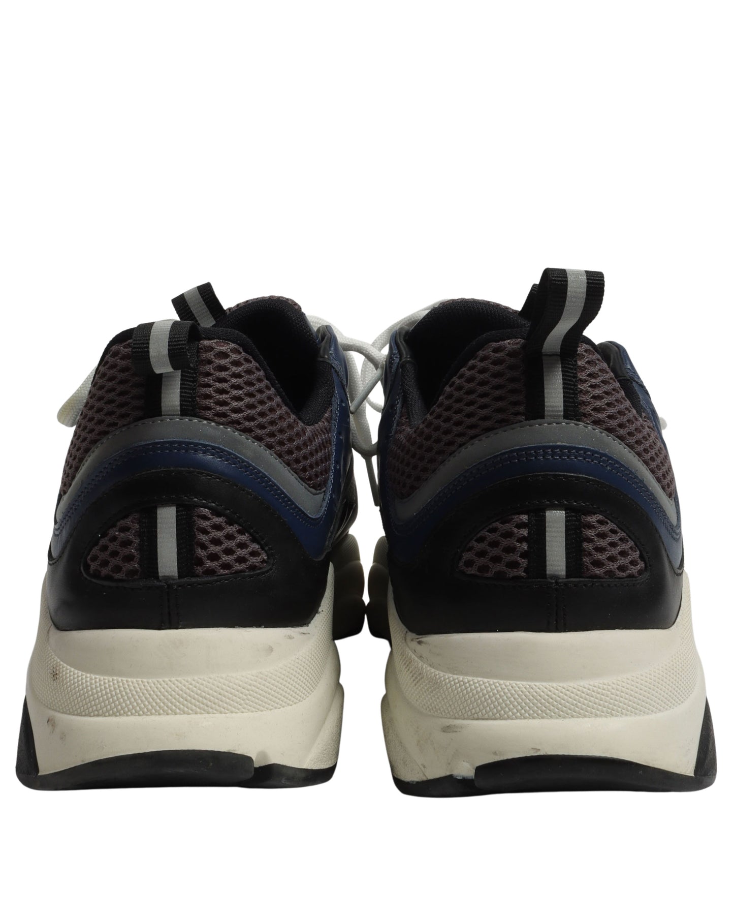 B22 Sneakers