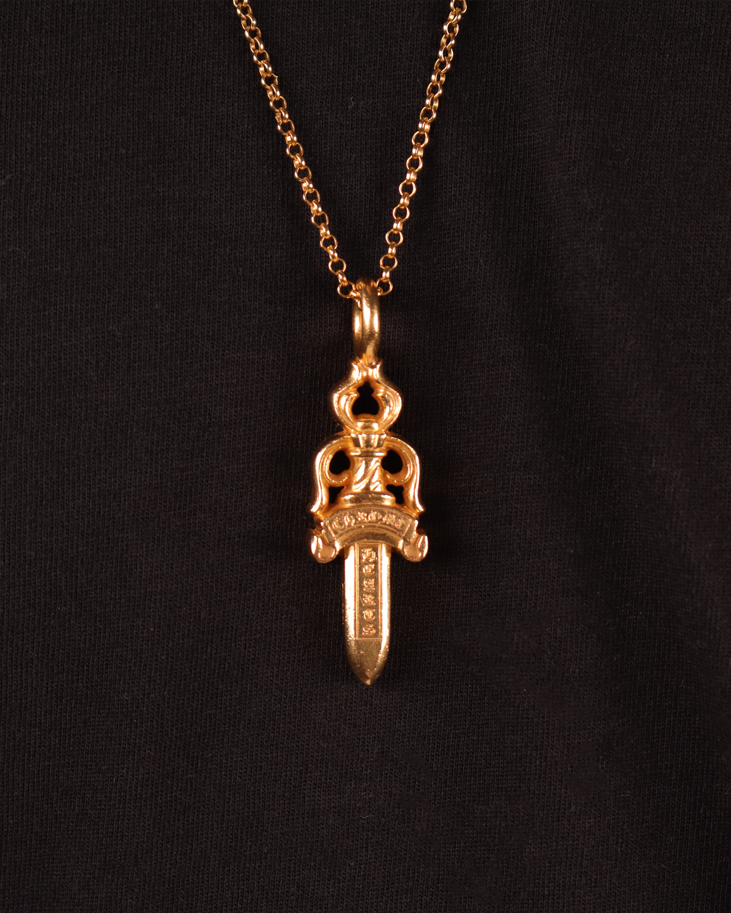 22k Gold Dagger Pendant & Necklace