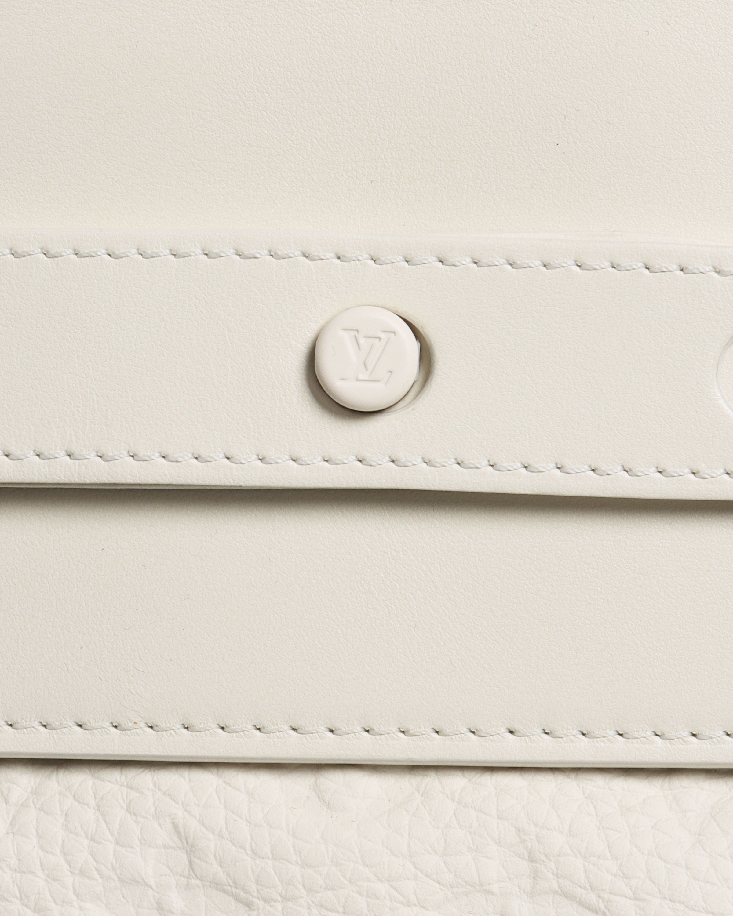 White Taurillon Leather Steamer PM White Hardware, 2019
