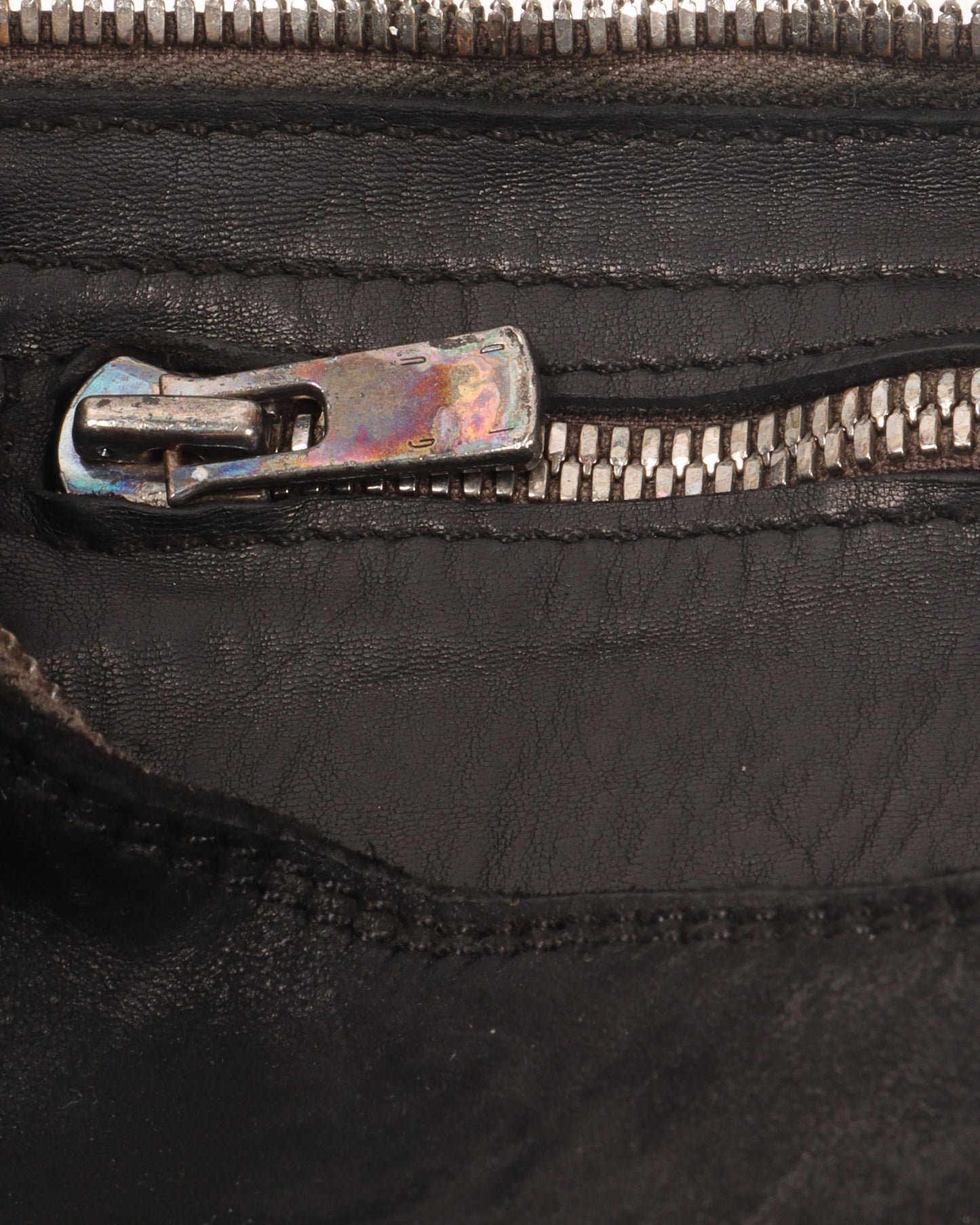 Q150 Leather Bag