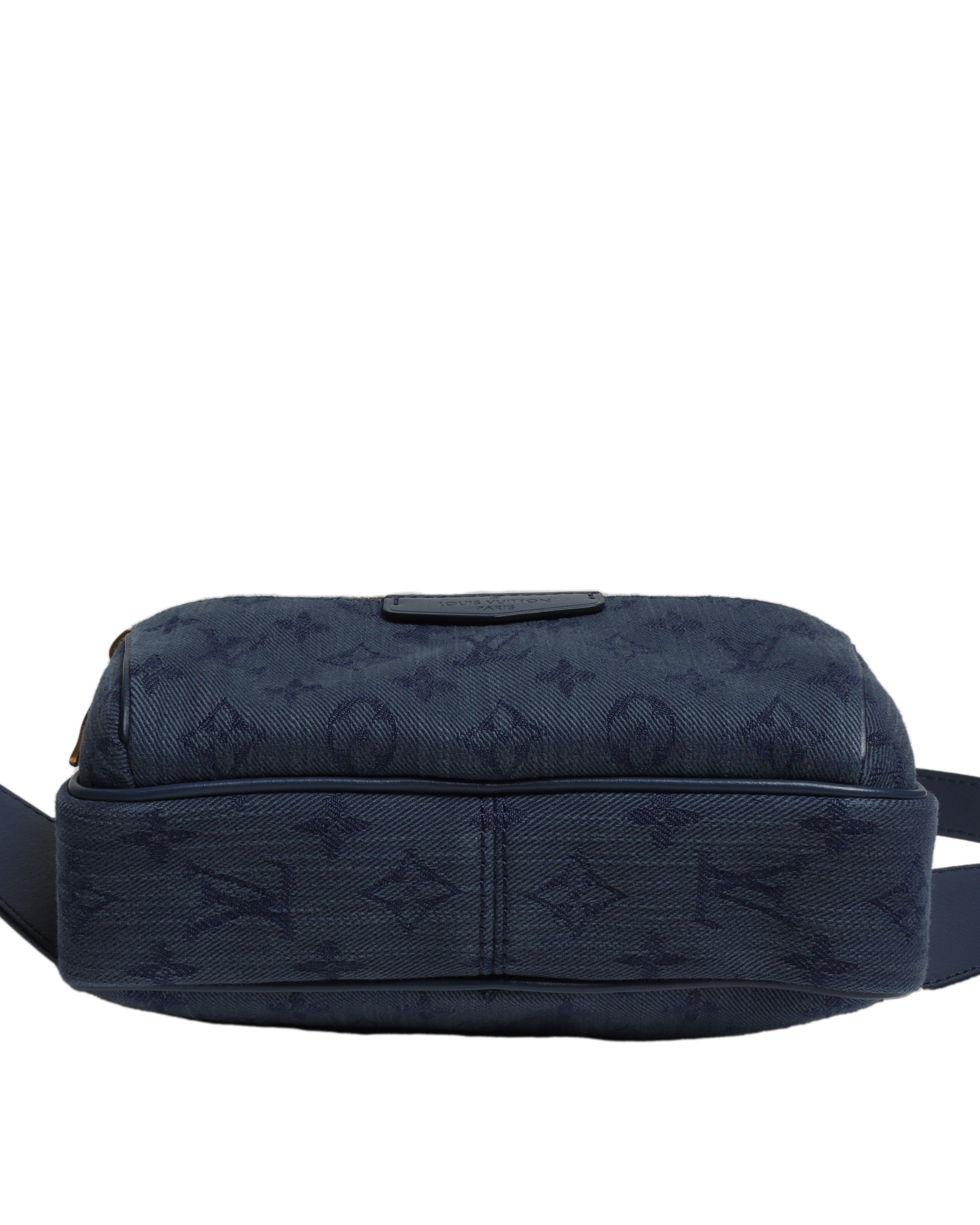 Louis Vuitton Monogram Denim Outdoor Bumbag - Blue Waist Bags, Bags -  LOU726761
