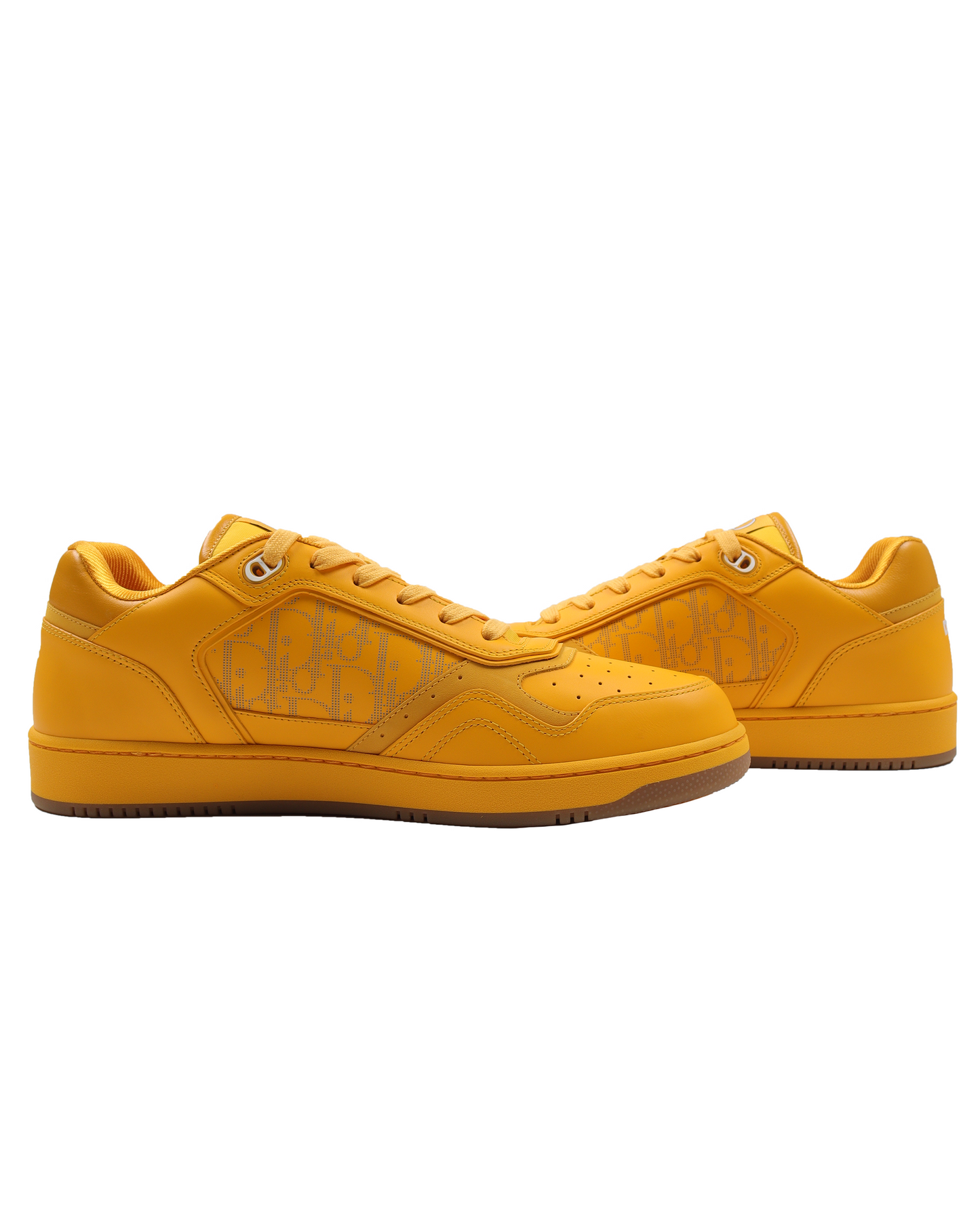 World Tour B27 Low-Top Sneaker