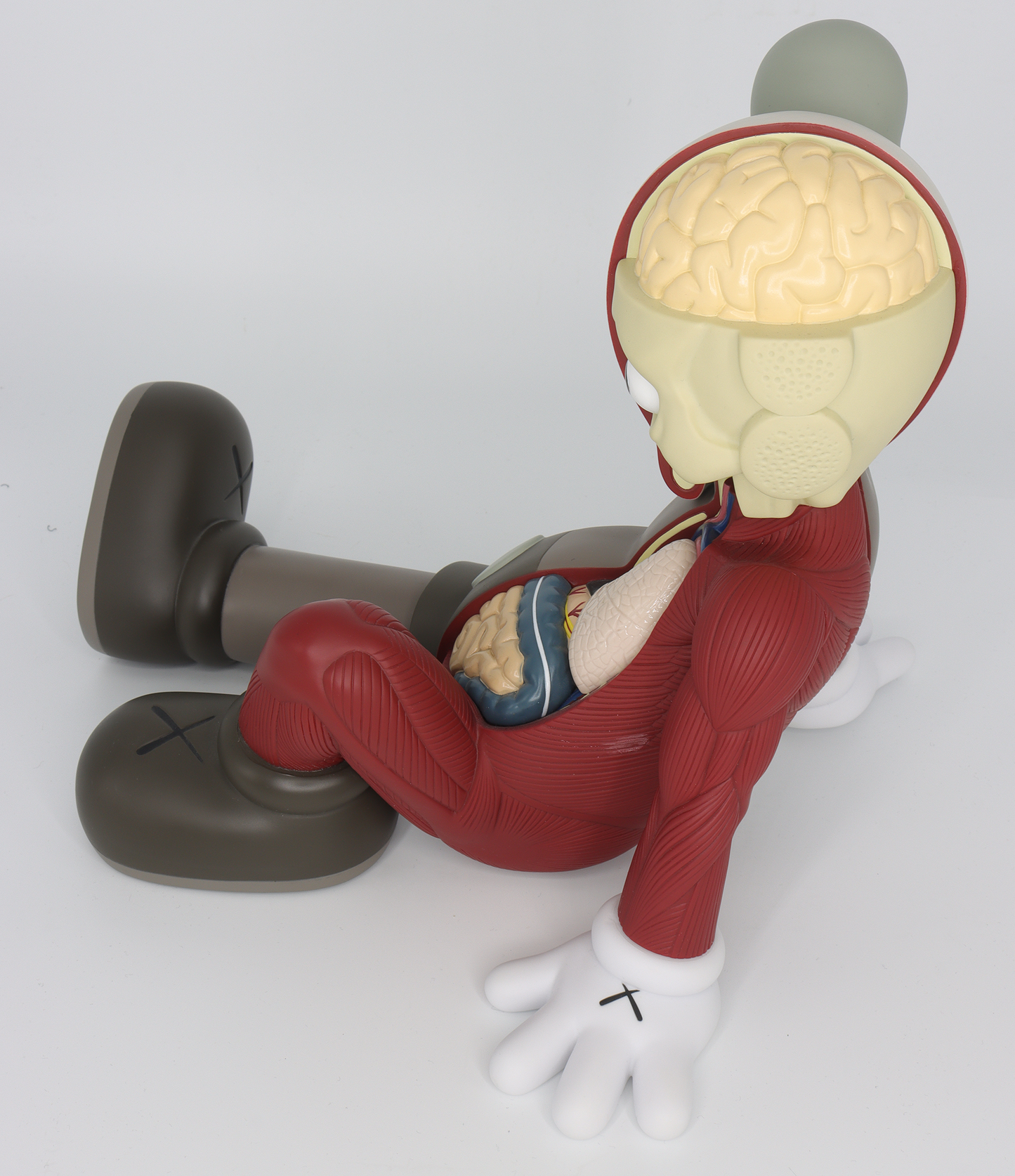 Resting Place Vinyl Figure - Brown (2013)
