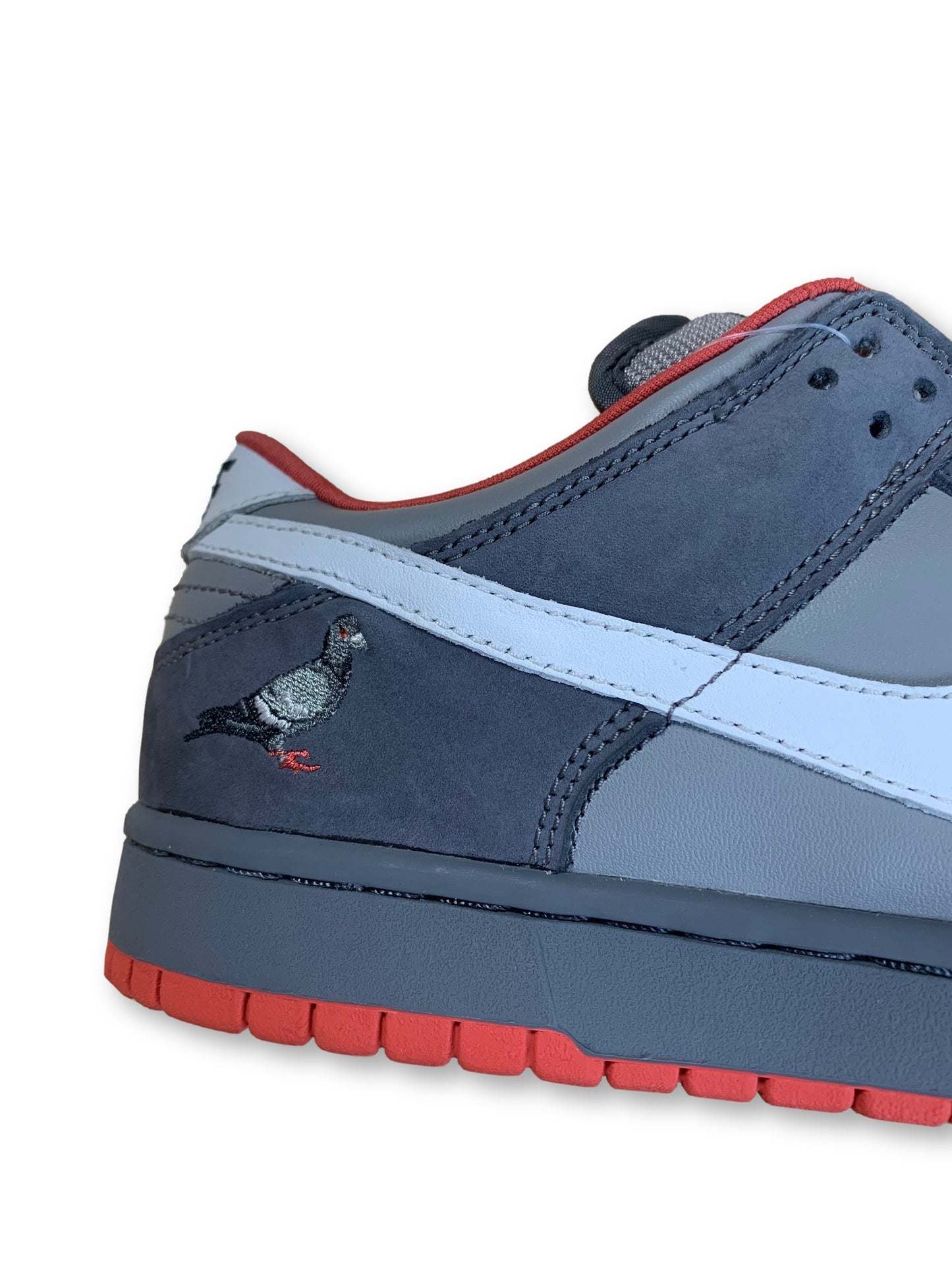 Nike Dunk Low Pro SB Staple "Pigeon" - Size 10 - NEW