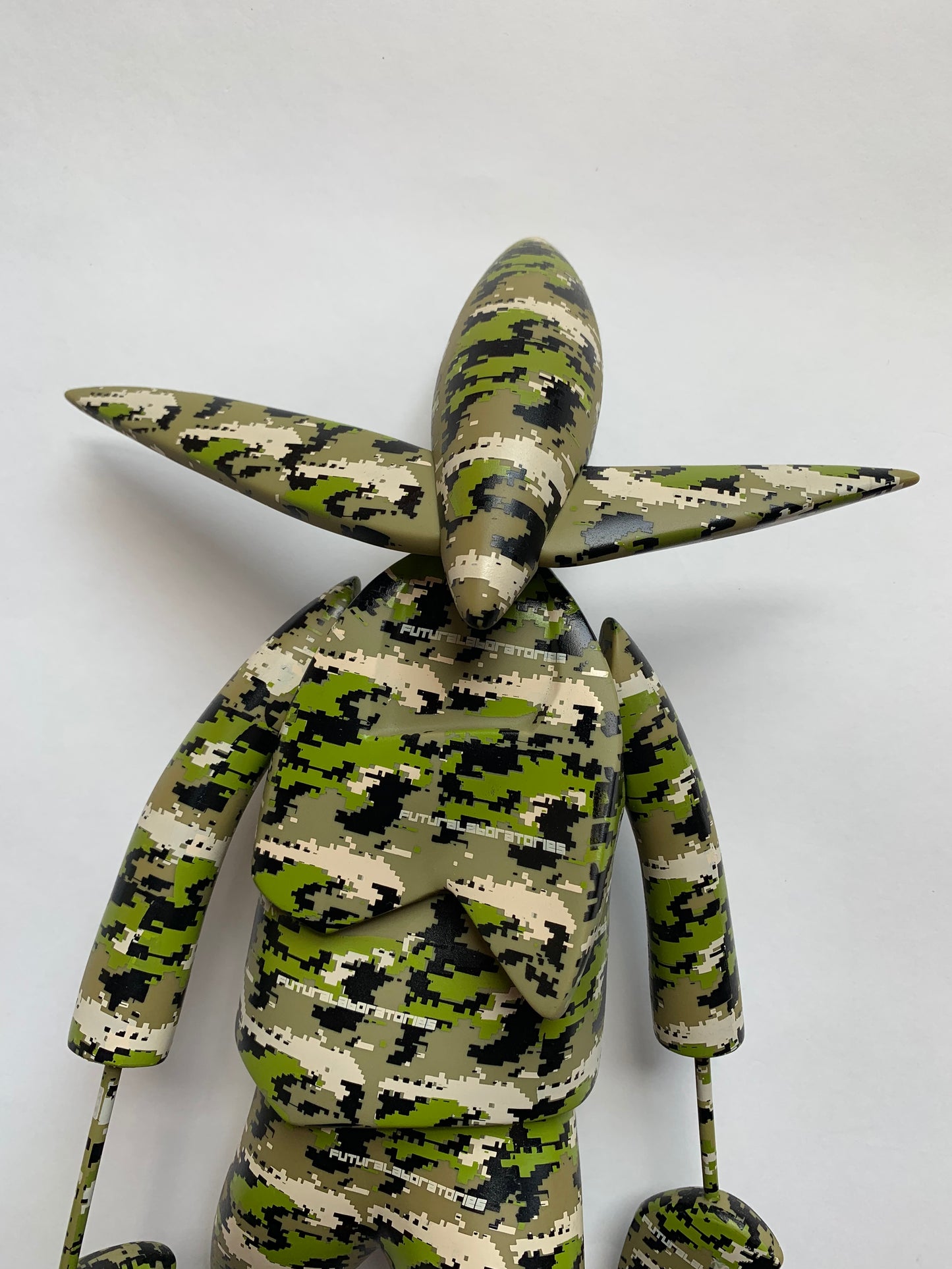 FUTURA 2000 Laboratories Nosferato Unkle Green Camo Figure