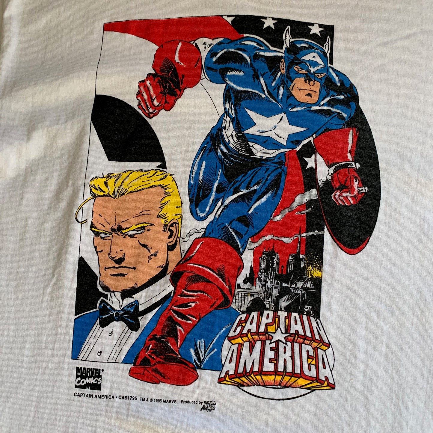 Vintage 1995 Captain America T-Shirt - Large