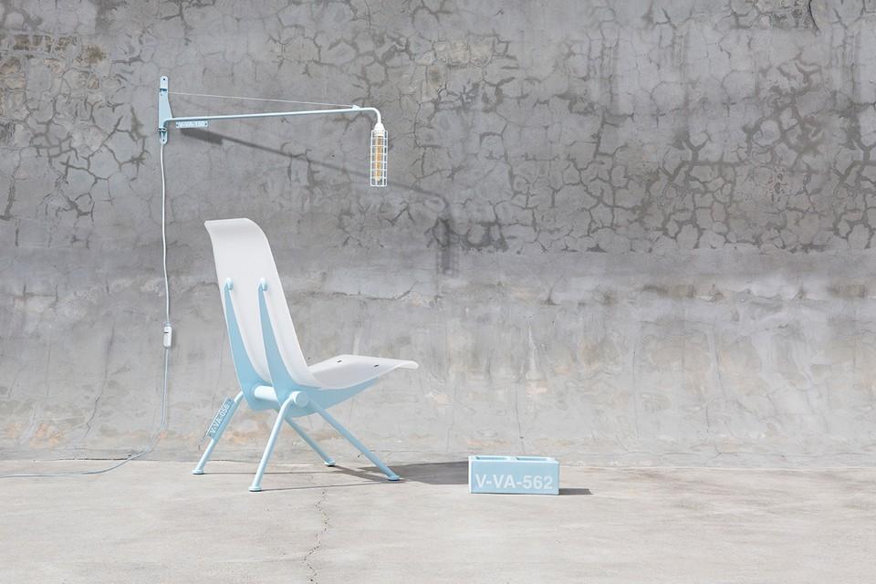 Vitra Petite Potence (Baby blue)