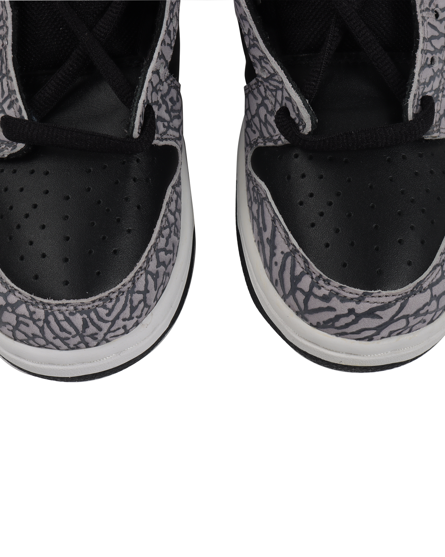Supreme Dunk Low Pro Cement SB